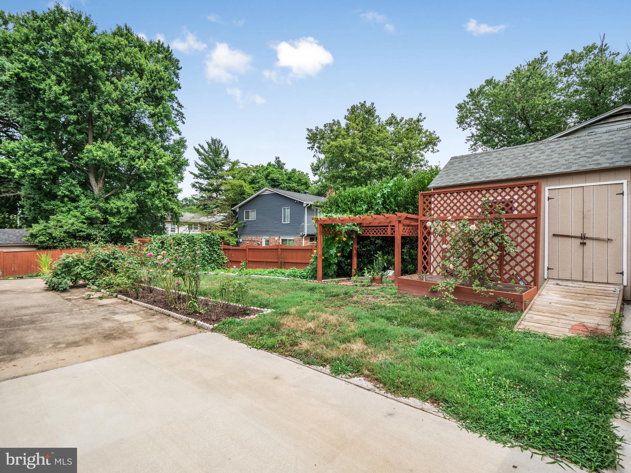 14204 WOODCREST DRIVE