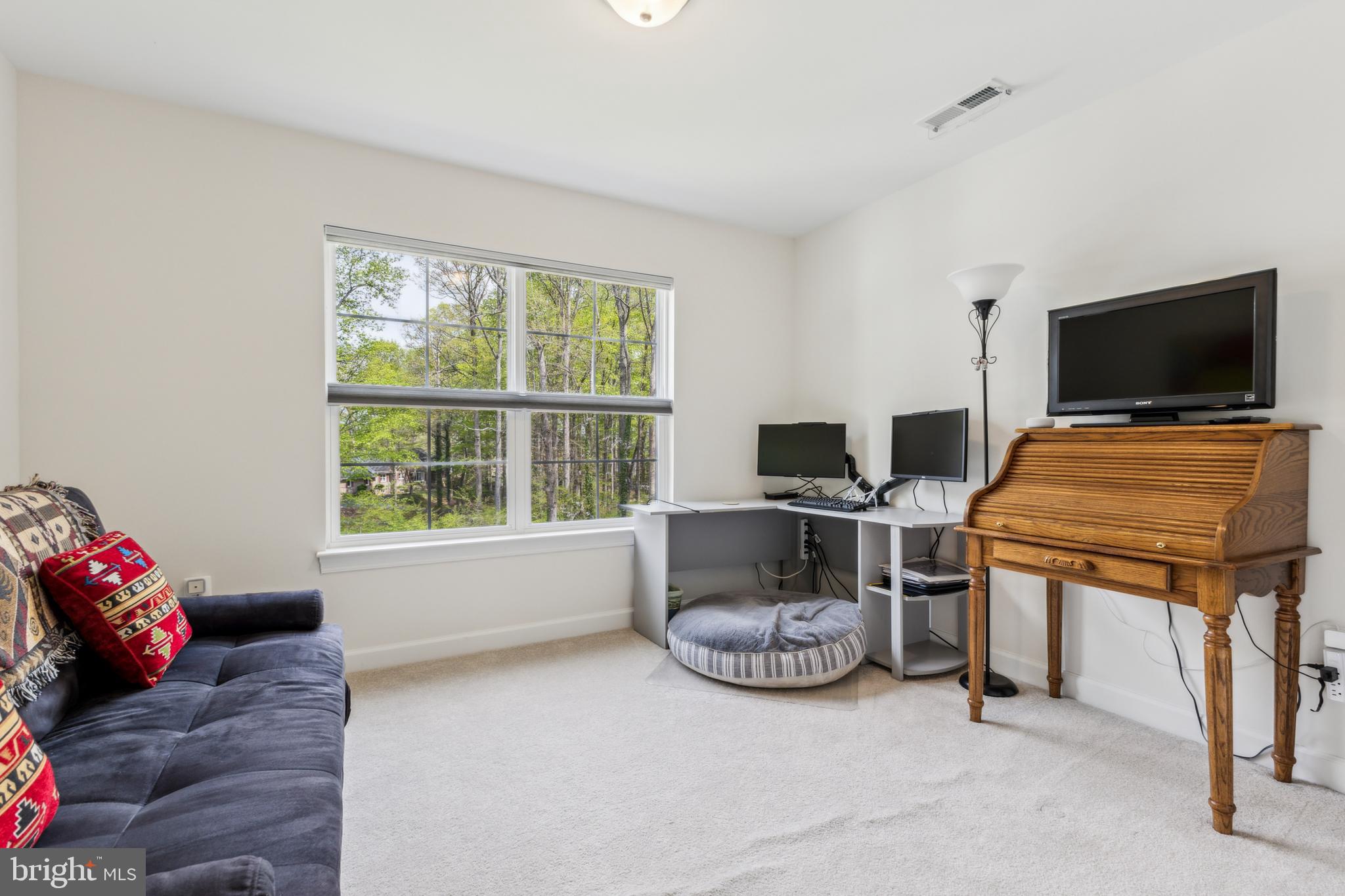 GRAHAM PARK SHORES - Residential