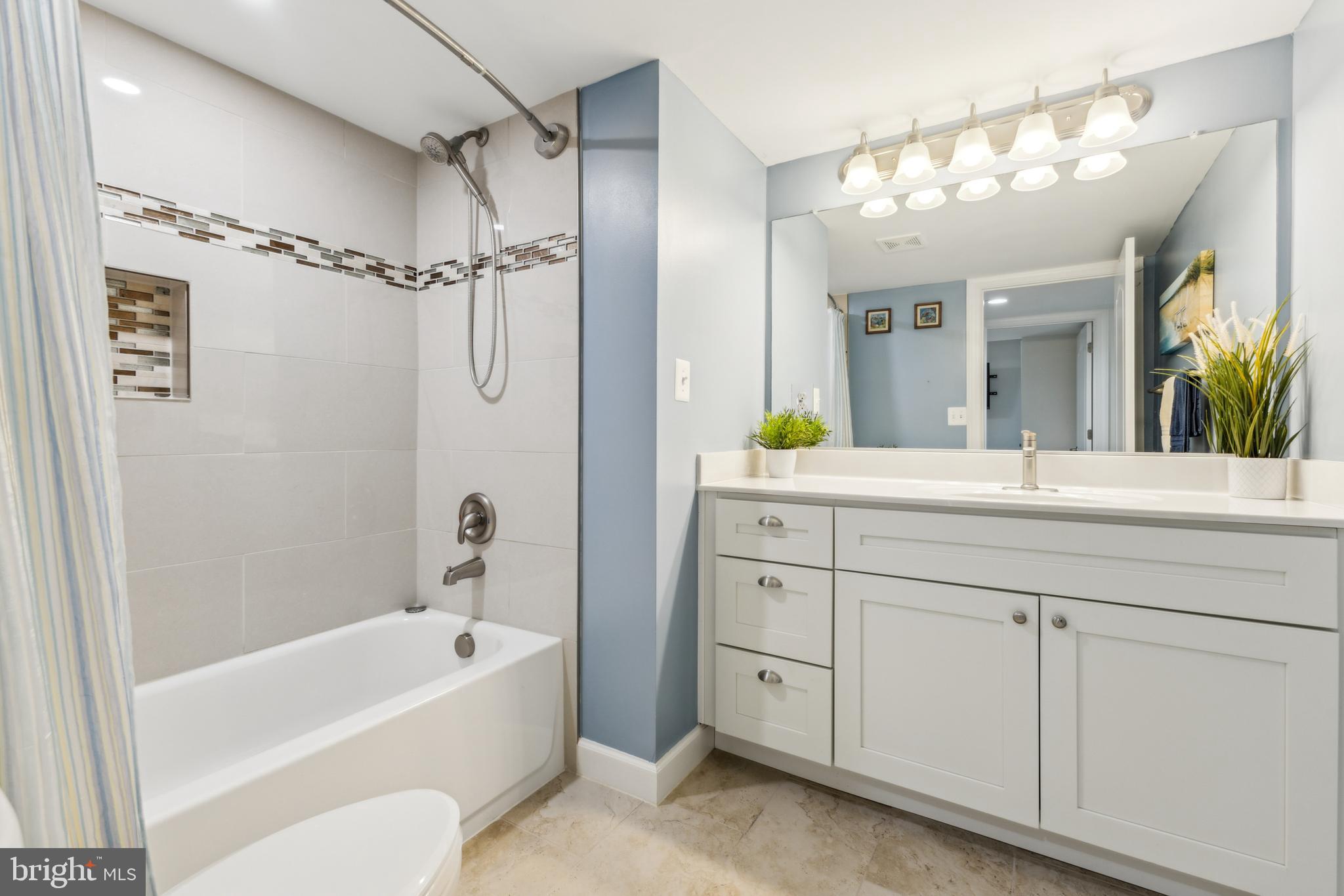 GRAHAM PARK SHORES - Residential