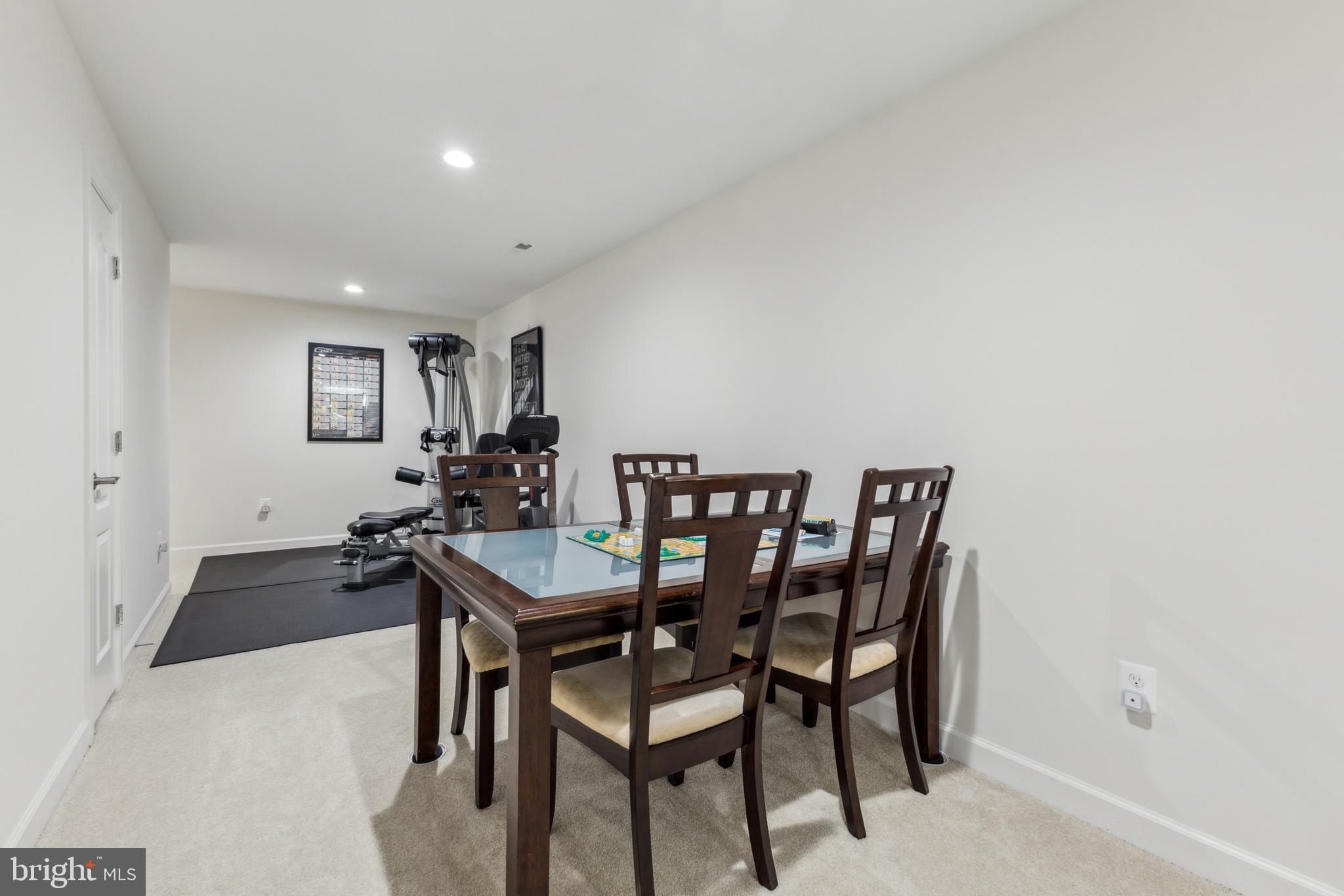 GRAHAM PARK SHORES - Residential