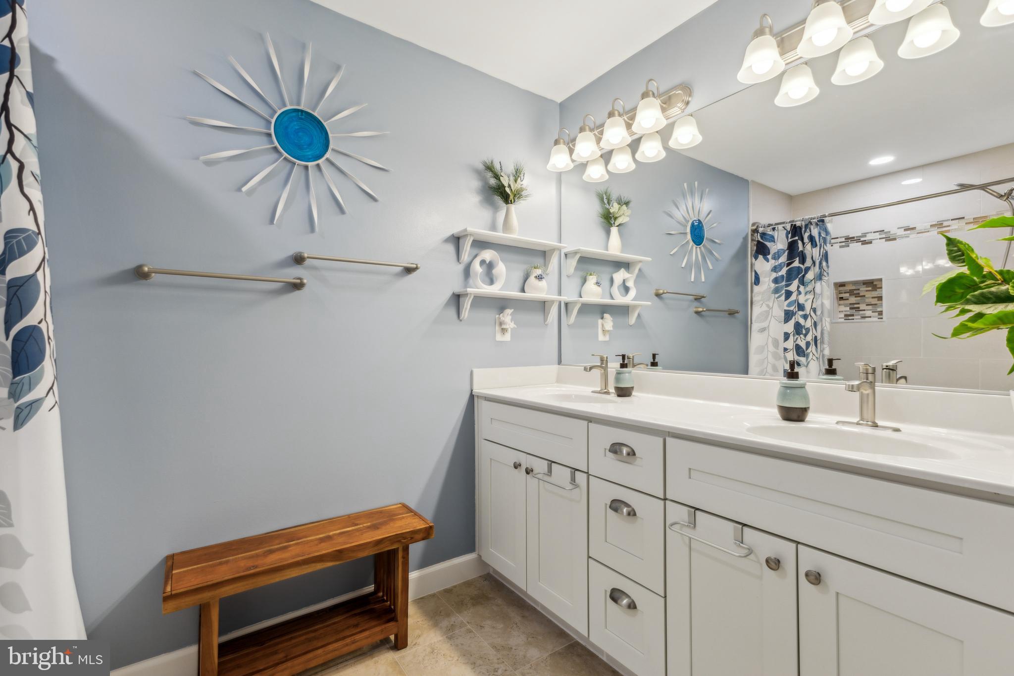 GRAHAM PARK SHORES - Residential