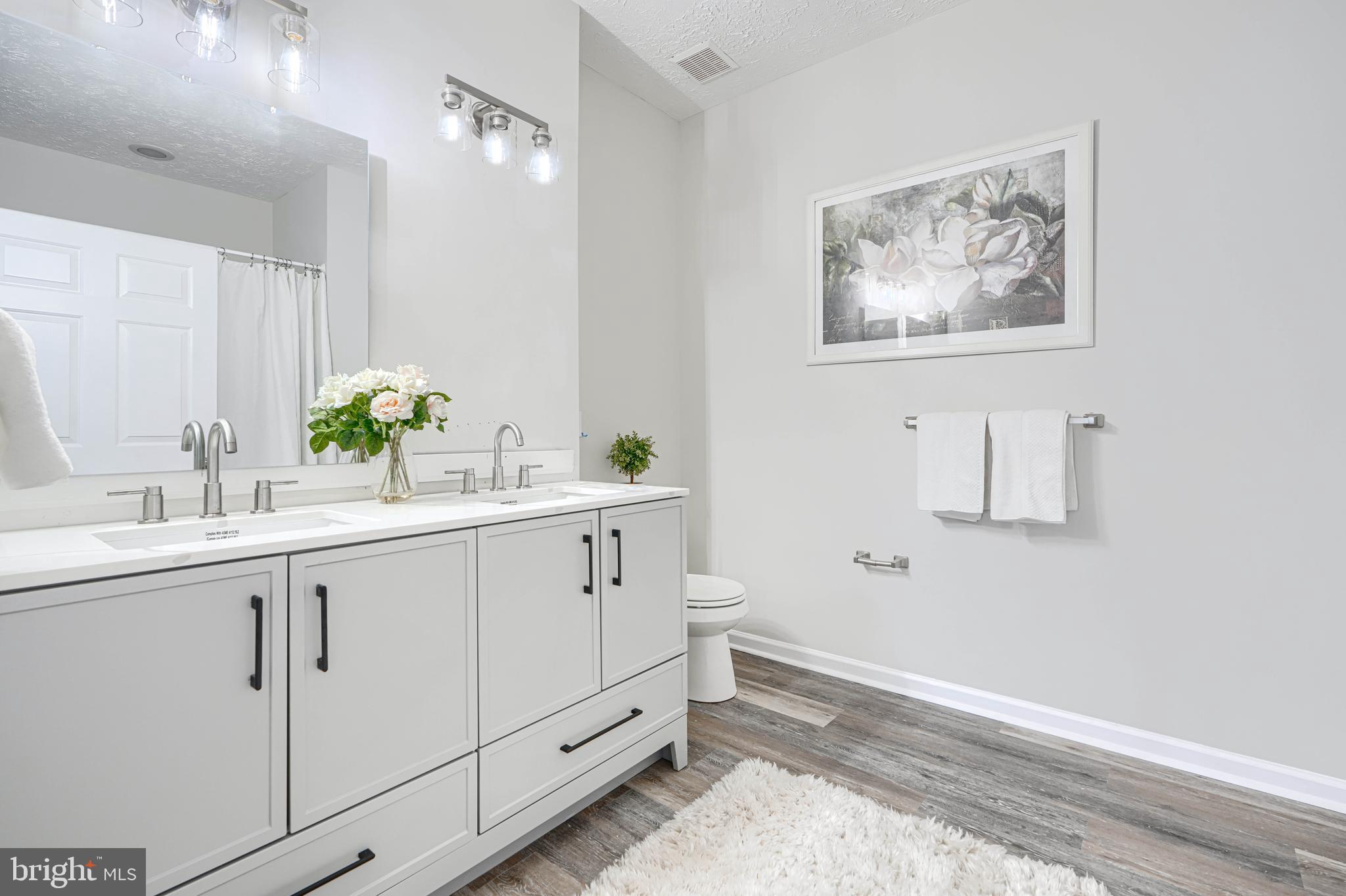 DEVONSHIRE AT WHITEMARSH - Residential