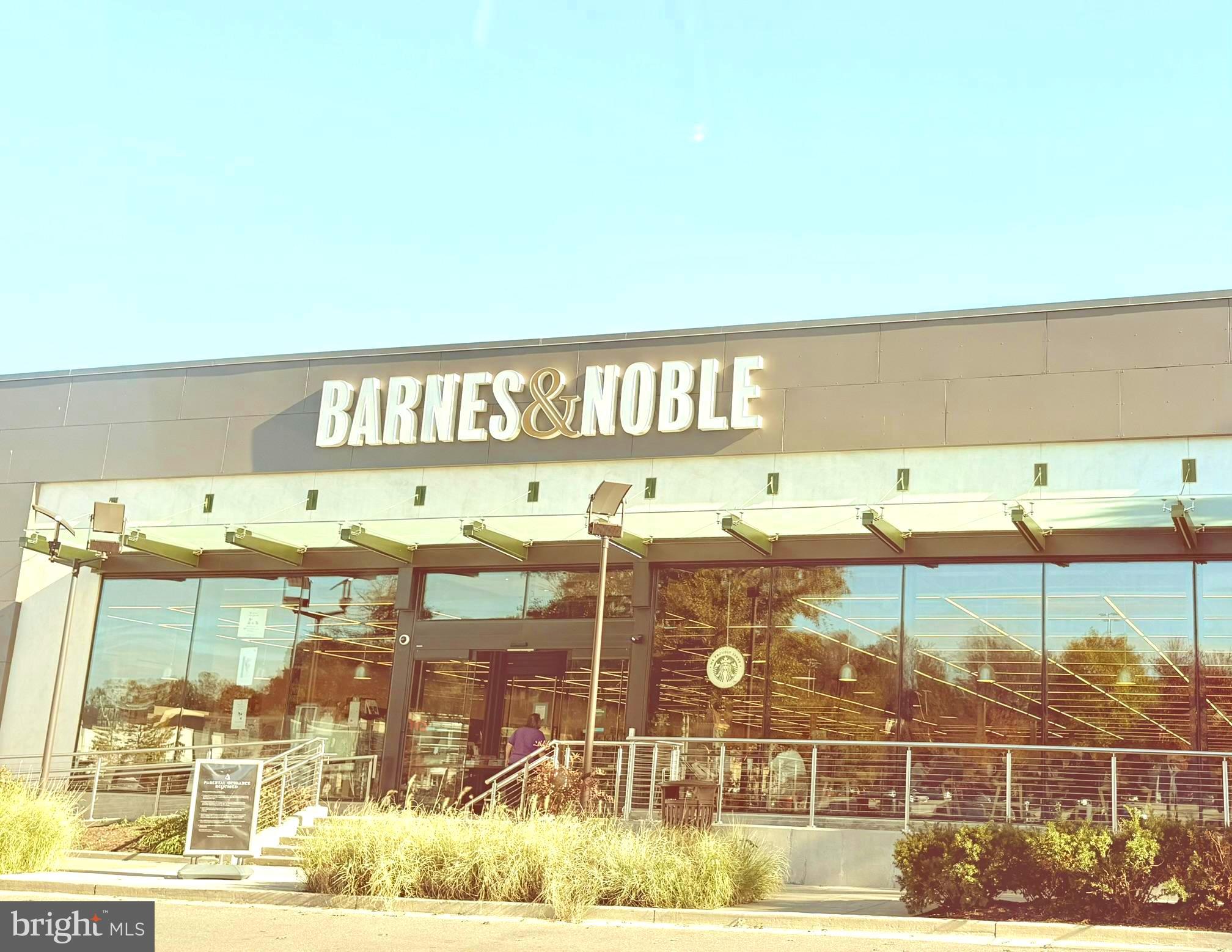 WILDE LAKE - Residential