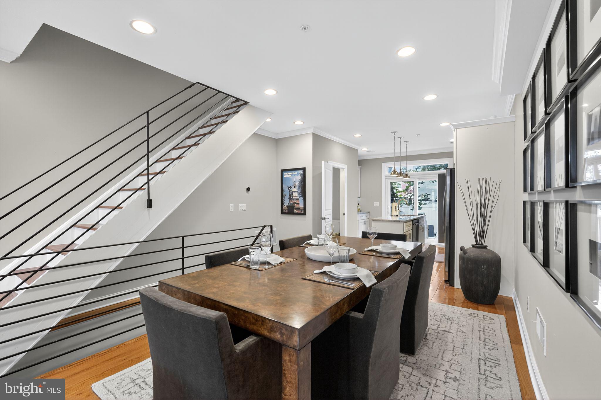 POINT BREEZE - Residential