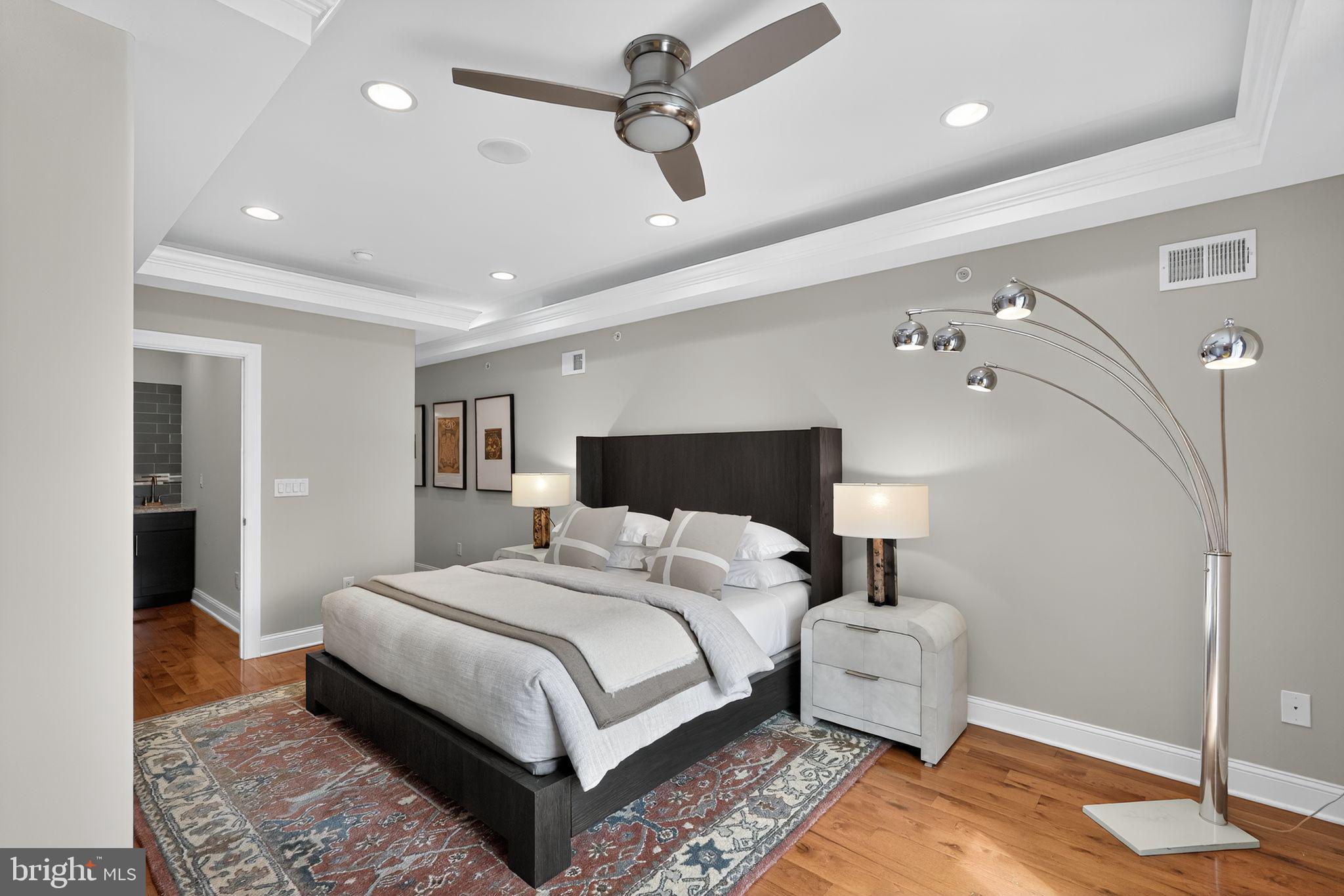 POINT BREEZE - Residential