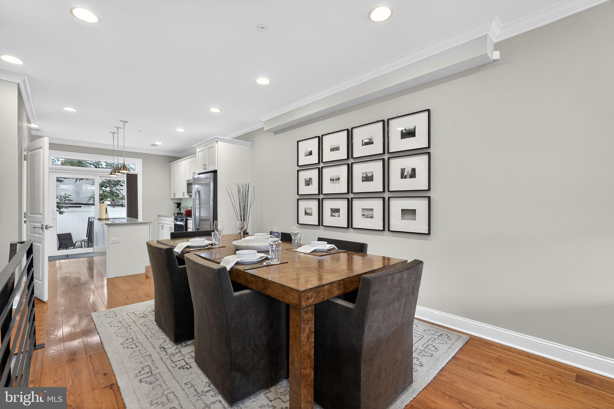 POINT BREEZE - Residential