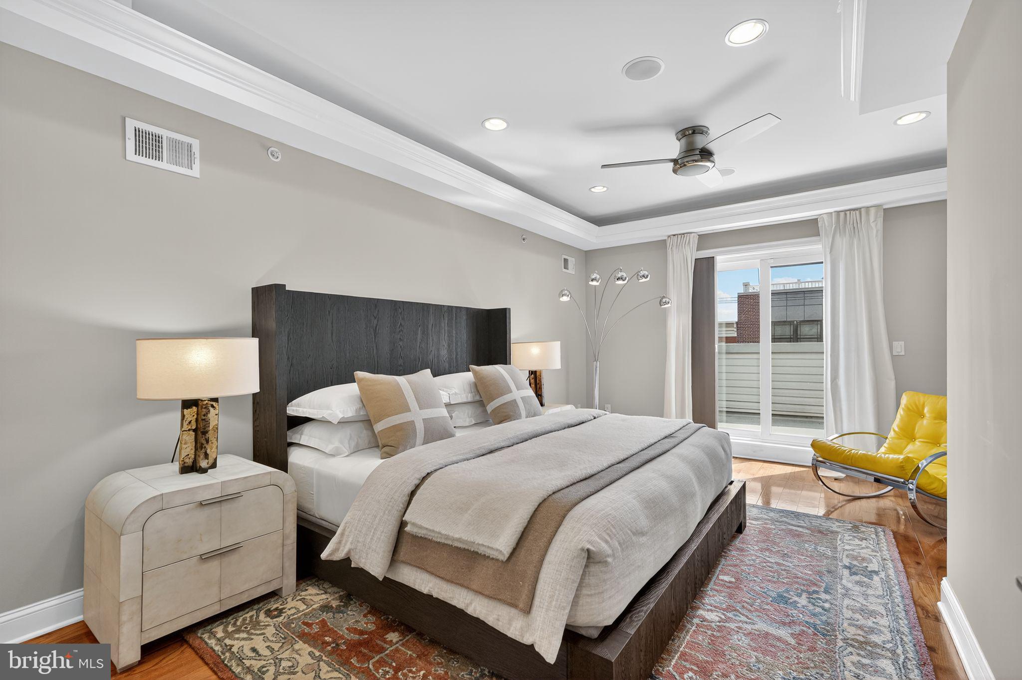 POINT BREEZE - Residential