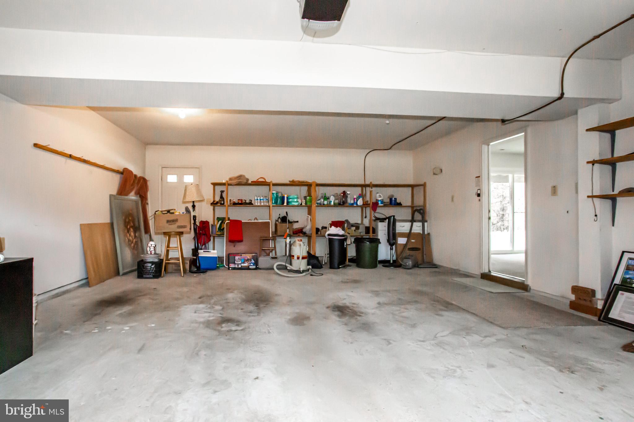 BERRY HILL MANOR - Residential