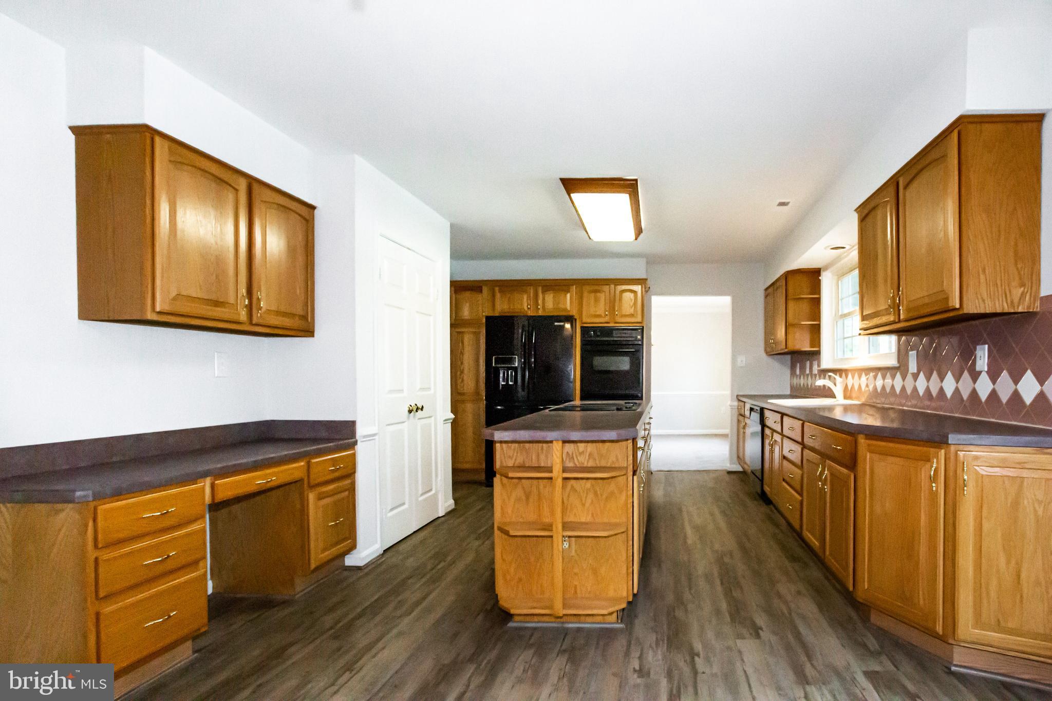 BERRY HILL MANOR - Residential