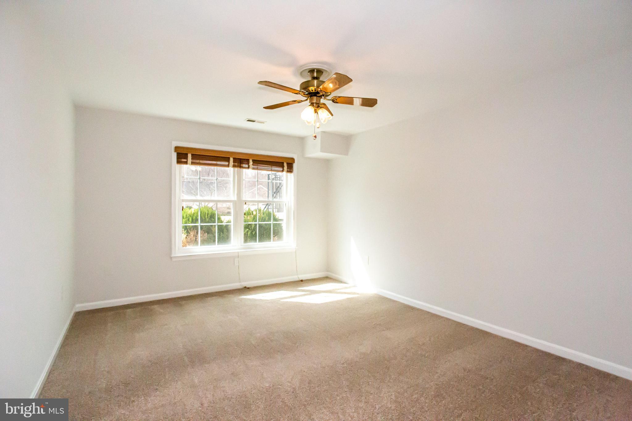 BERRY HILL MANOR - Residential