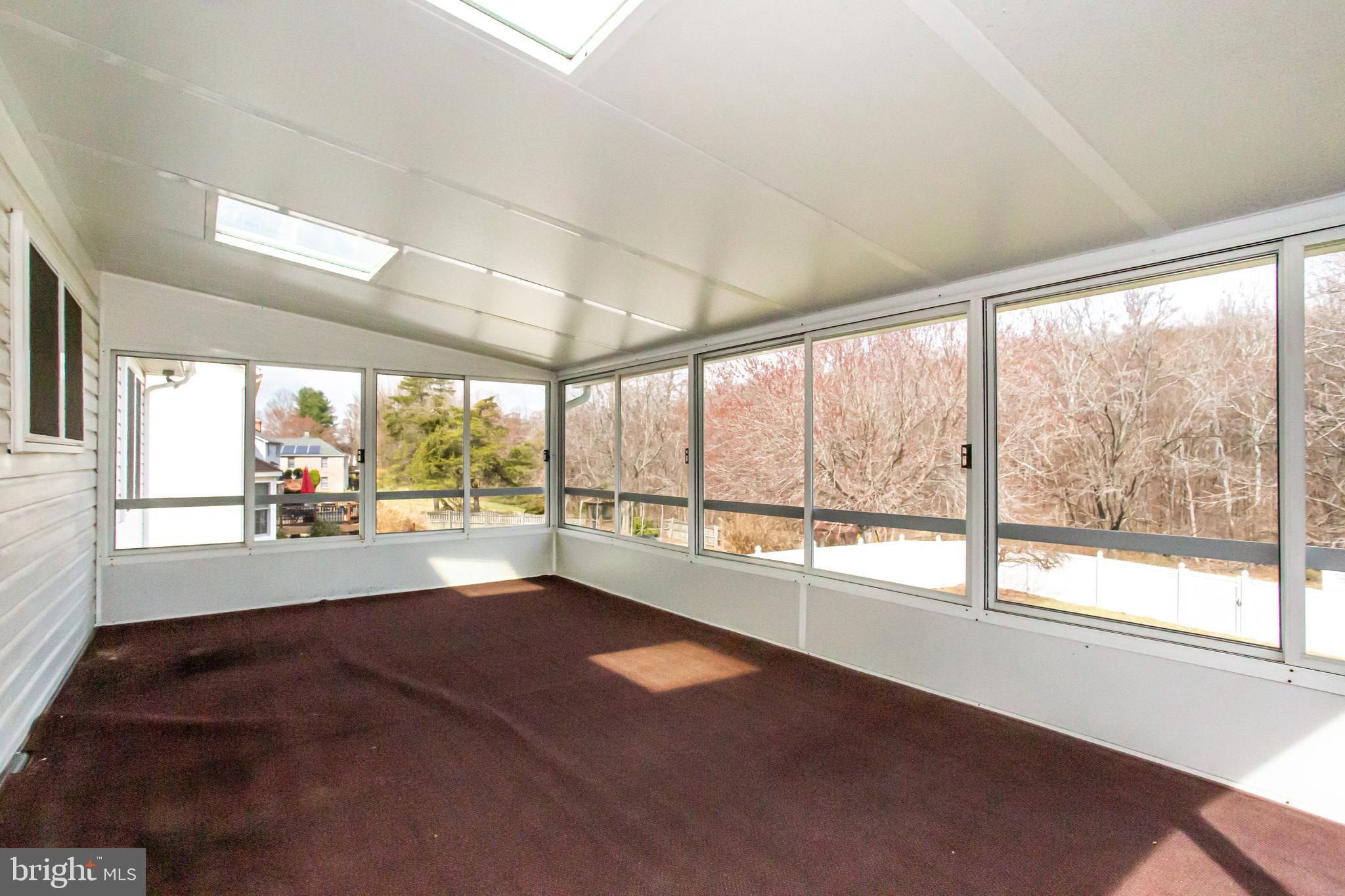 BERRY HILL MANOR - Residential