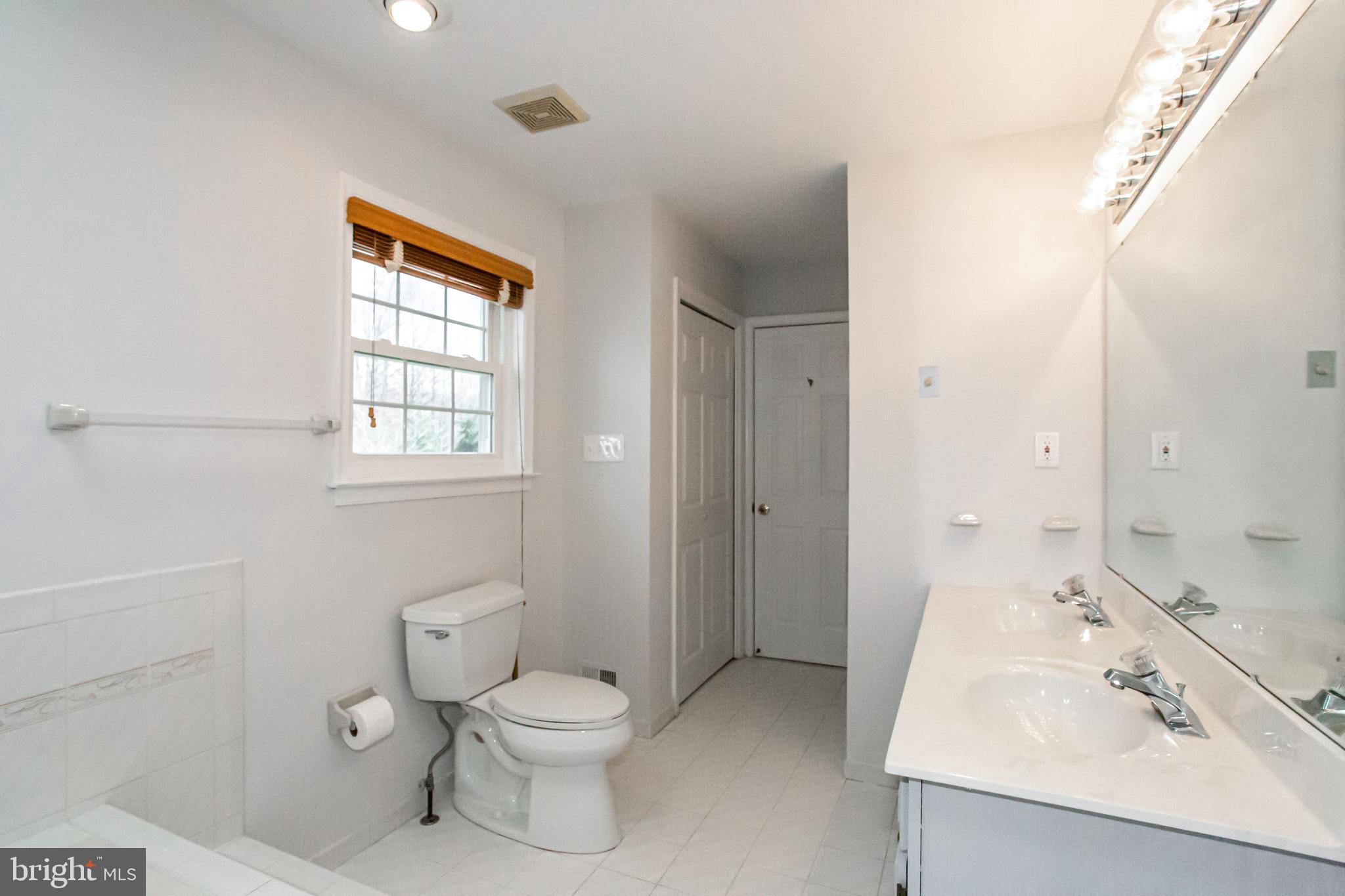 BERRY HILL MANOR - Residential