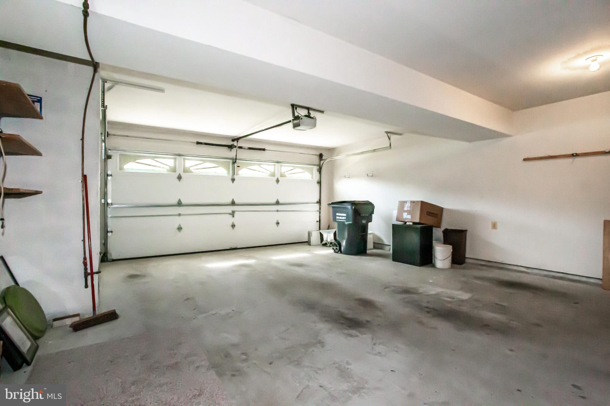 BERRY HILL MANOR - Residential