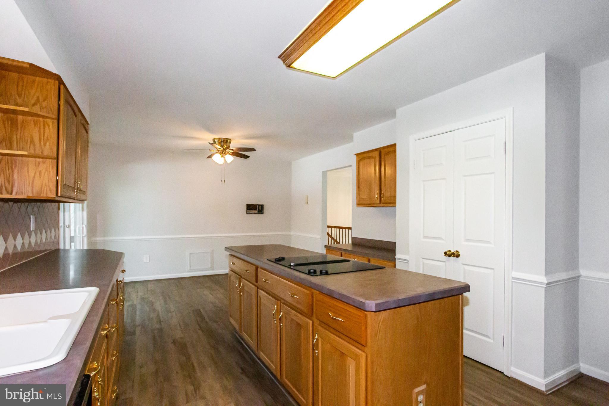 BERRY HILL MANOR - Residential