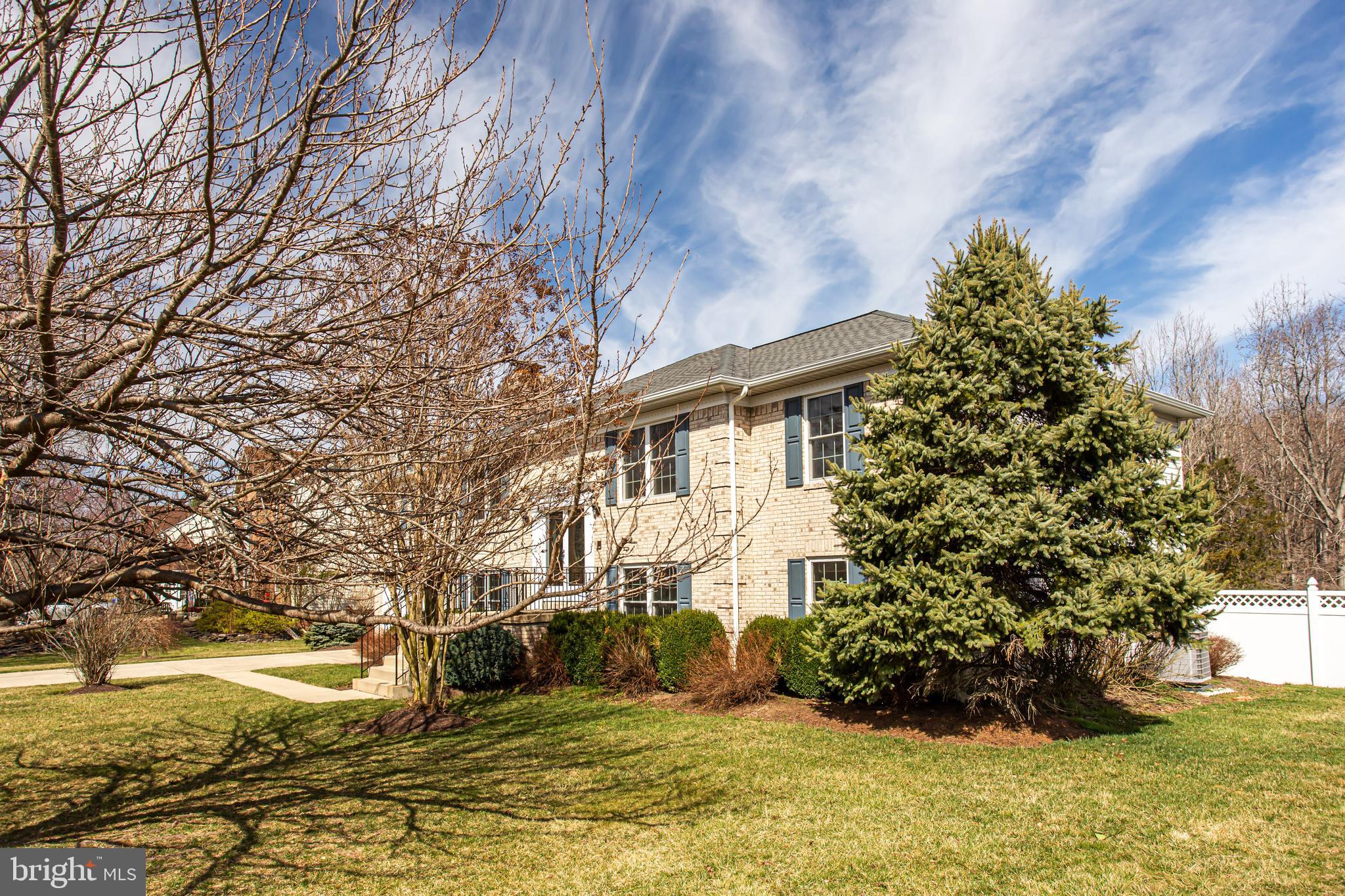 BERRY HILL MANOR - Residential