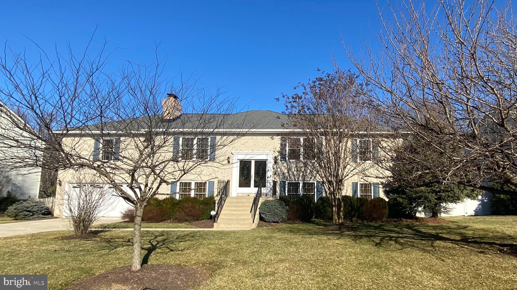 BERRY HILL MANOR - Residential