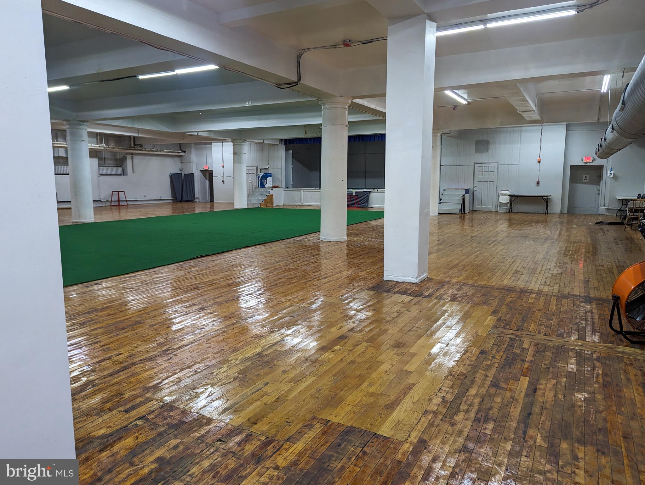 NORTH CENTRAL - Commercial Sale