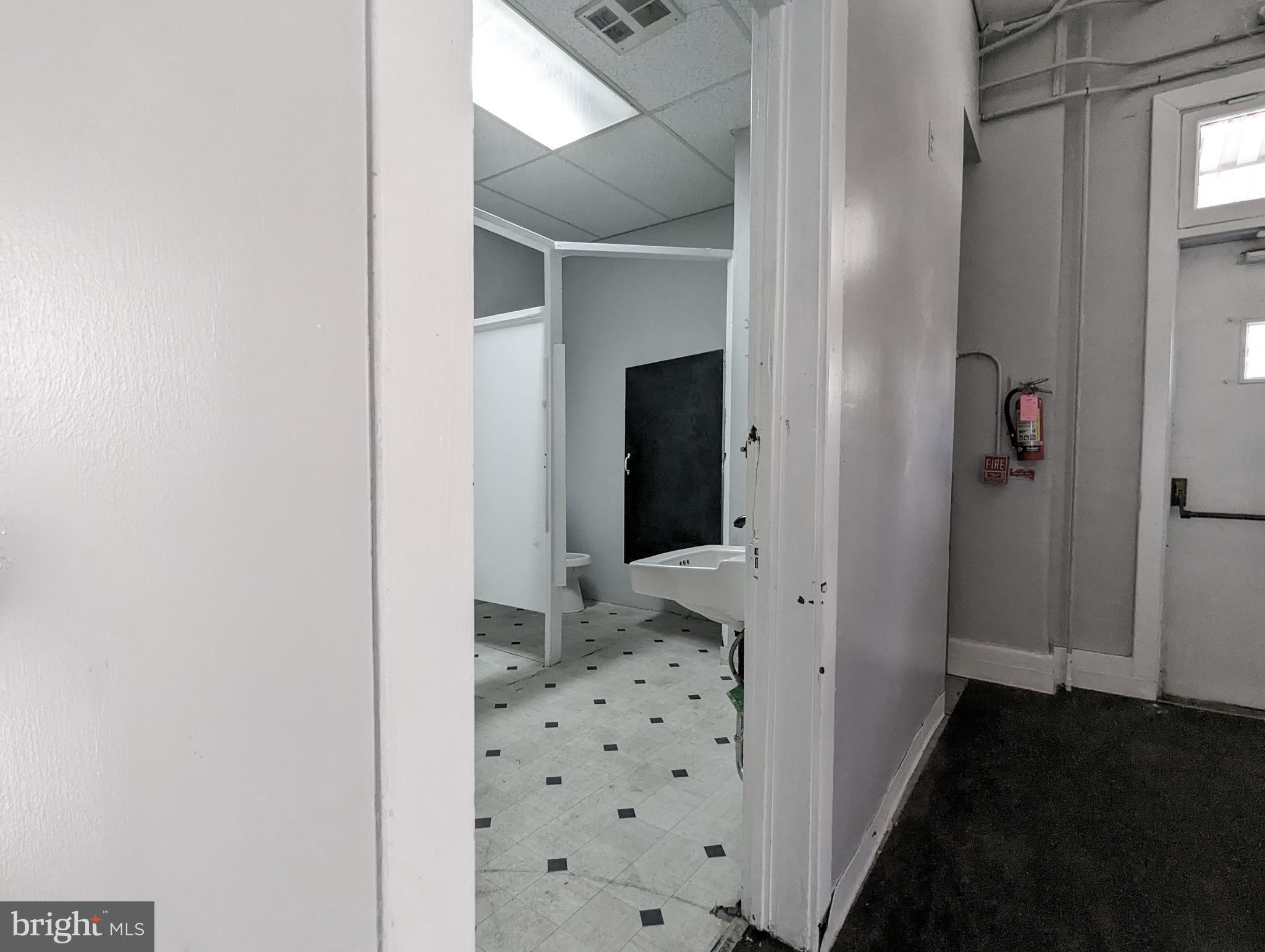 NORTH CENTRAL - Commercial Sale