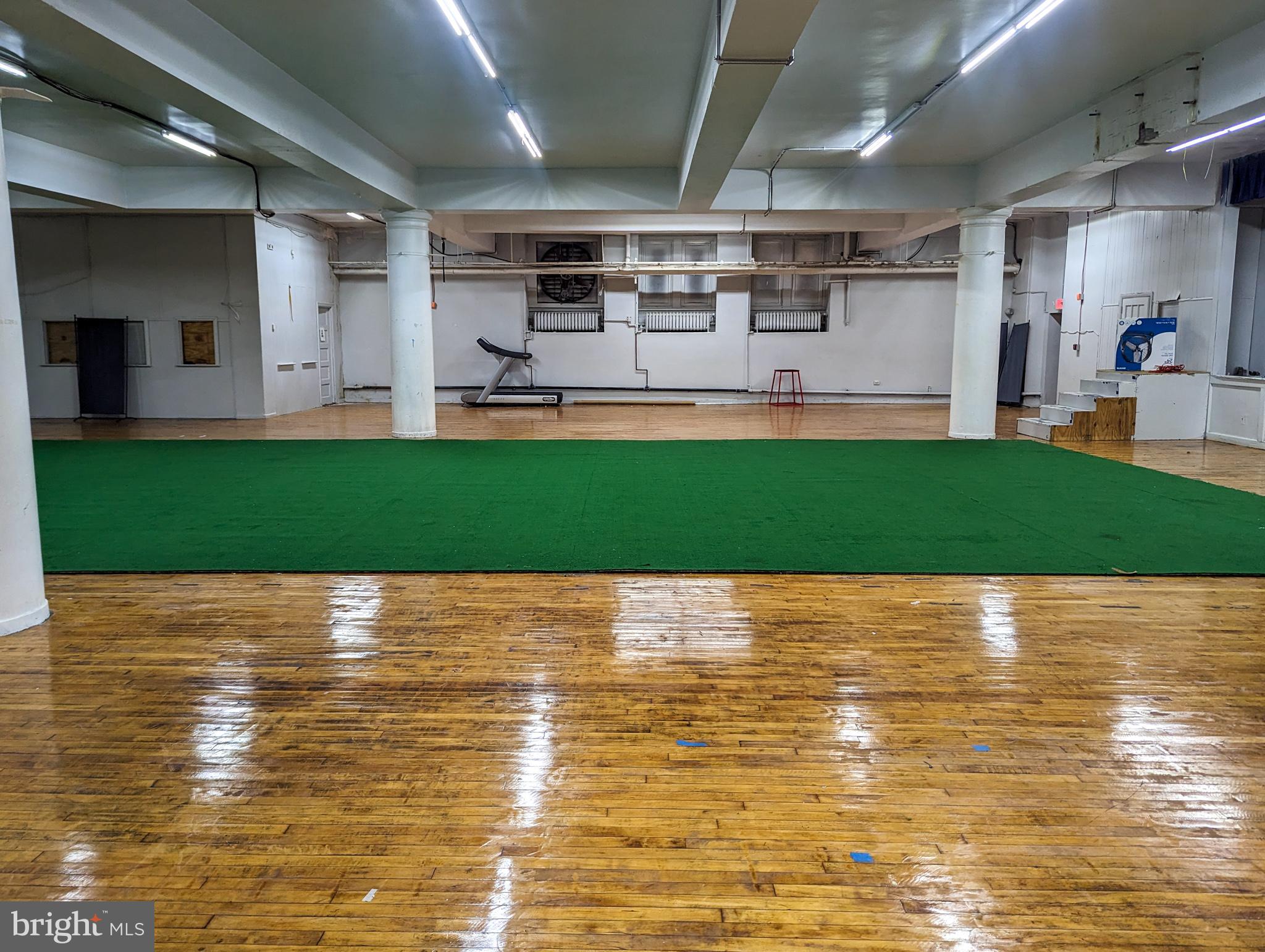 NORTH CENTRAL - Commercial Sale