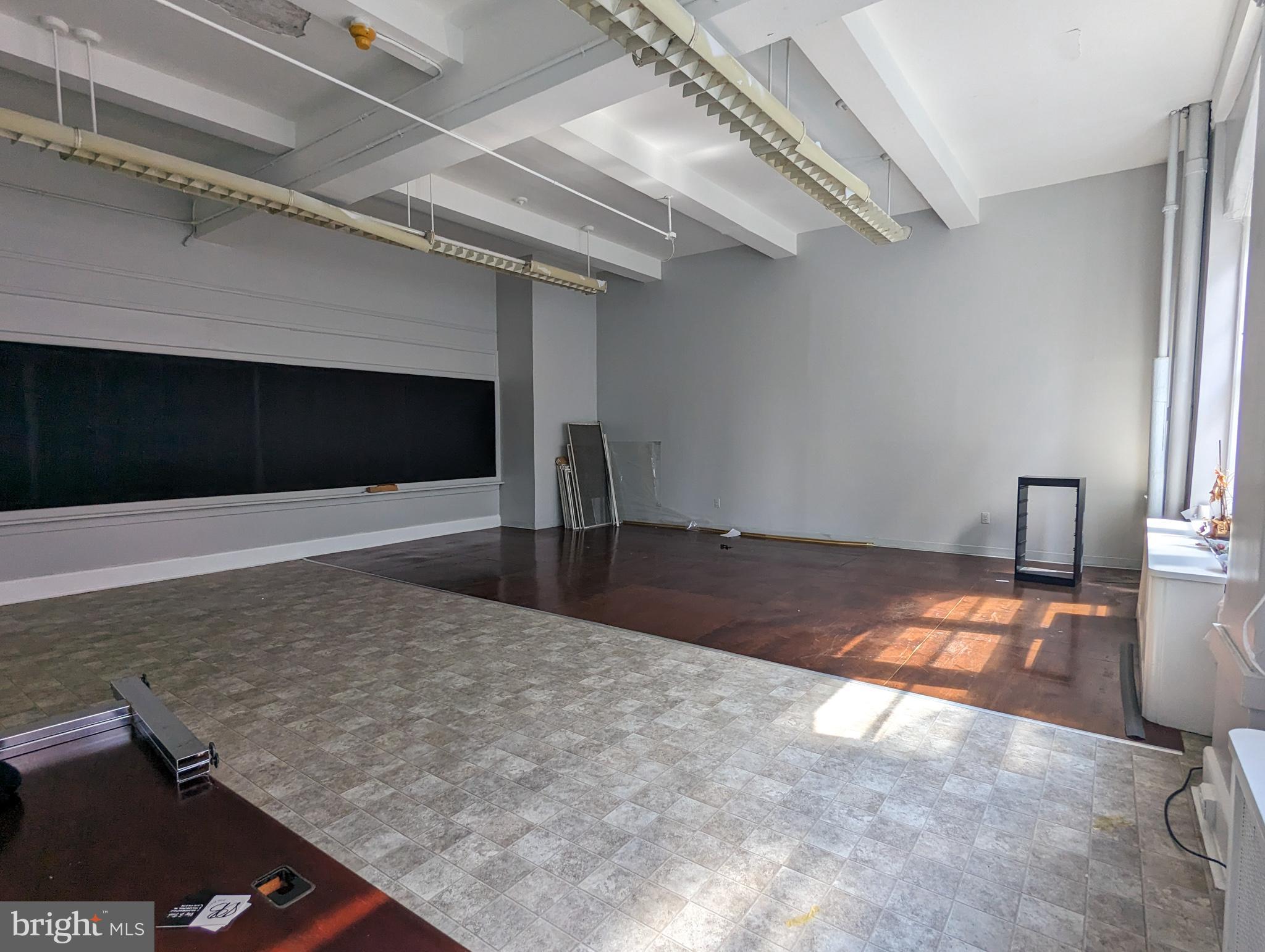 NORTH CENTRAL - Commercial Sale