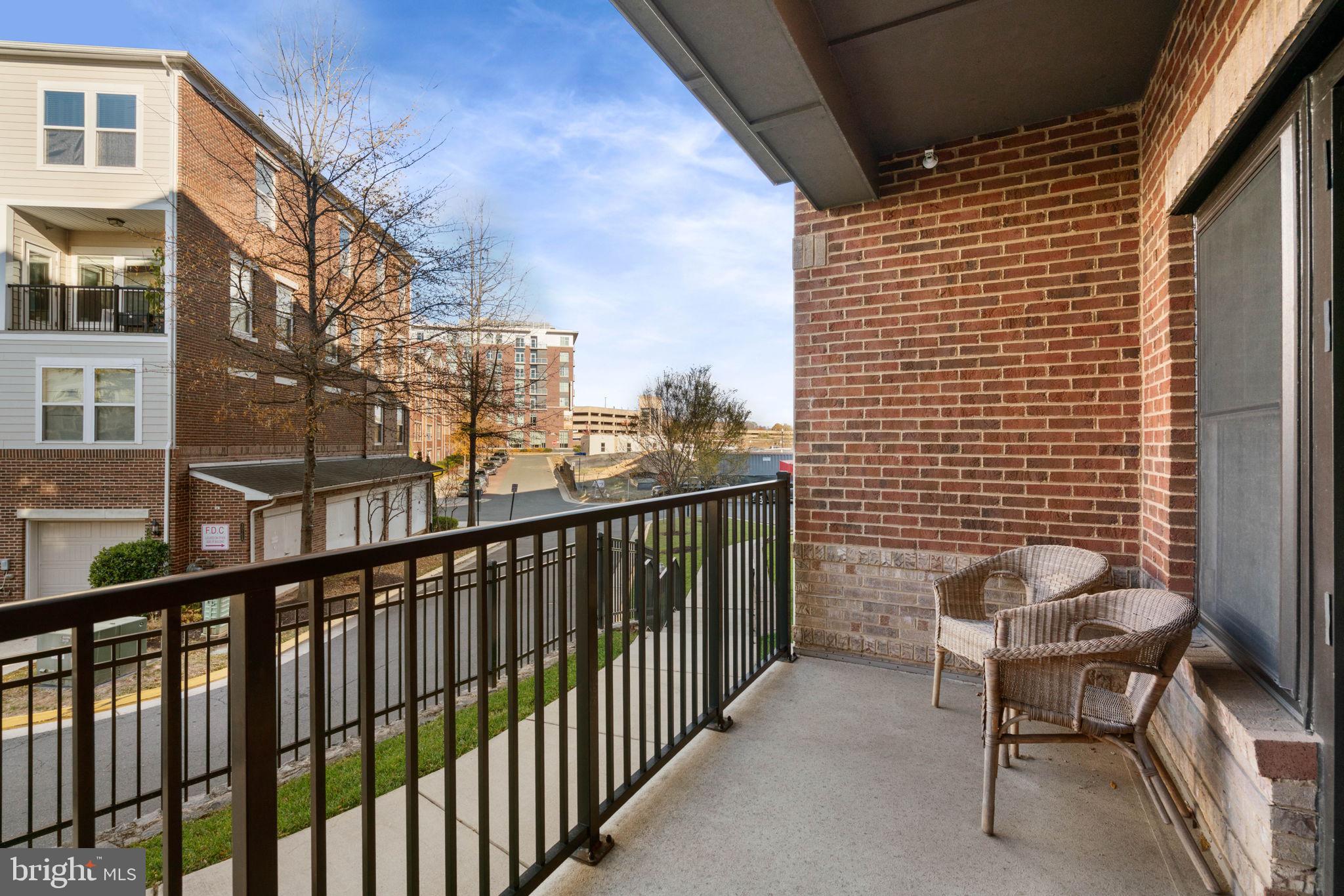 FLATS AT METROWEST - Residential Lease