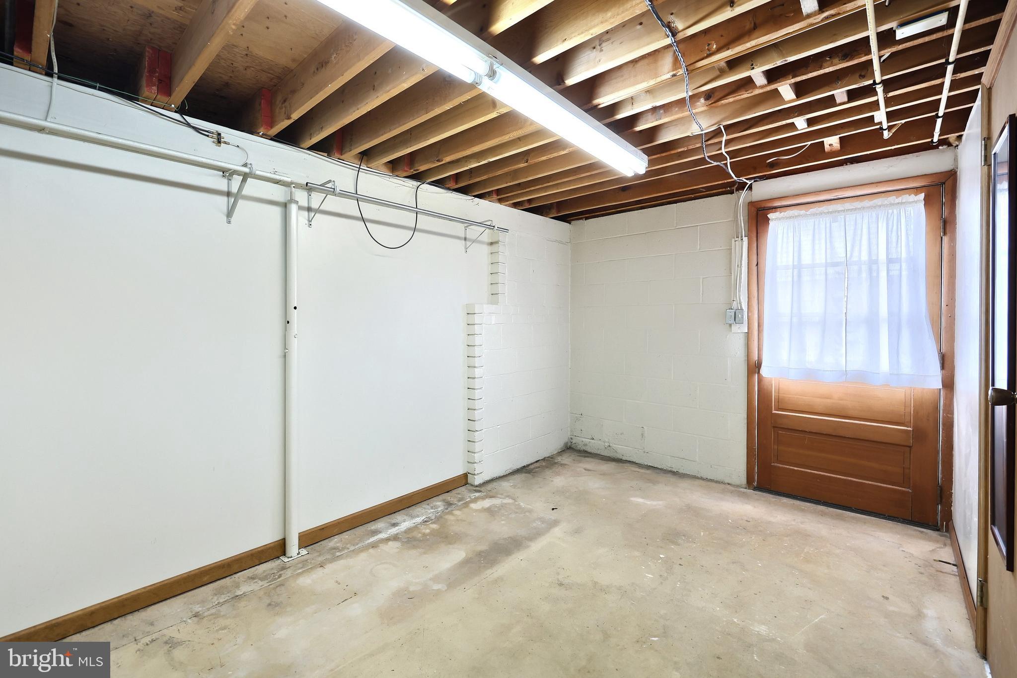 SHREWSBURY BORO - Residential