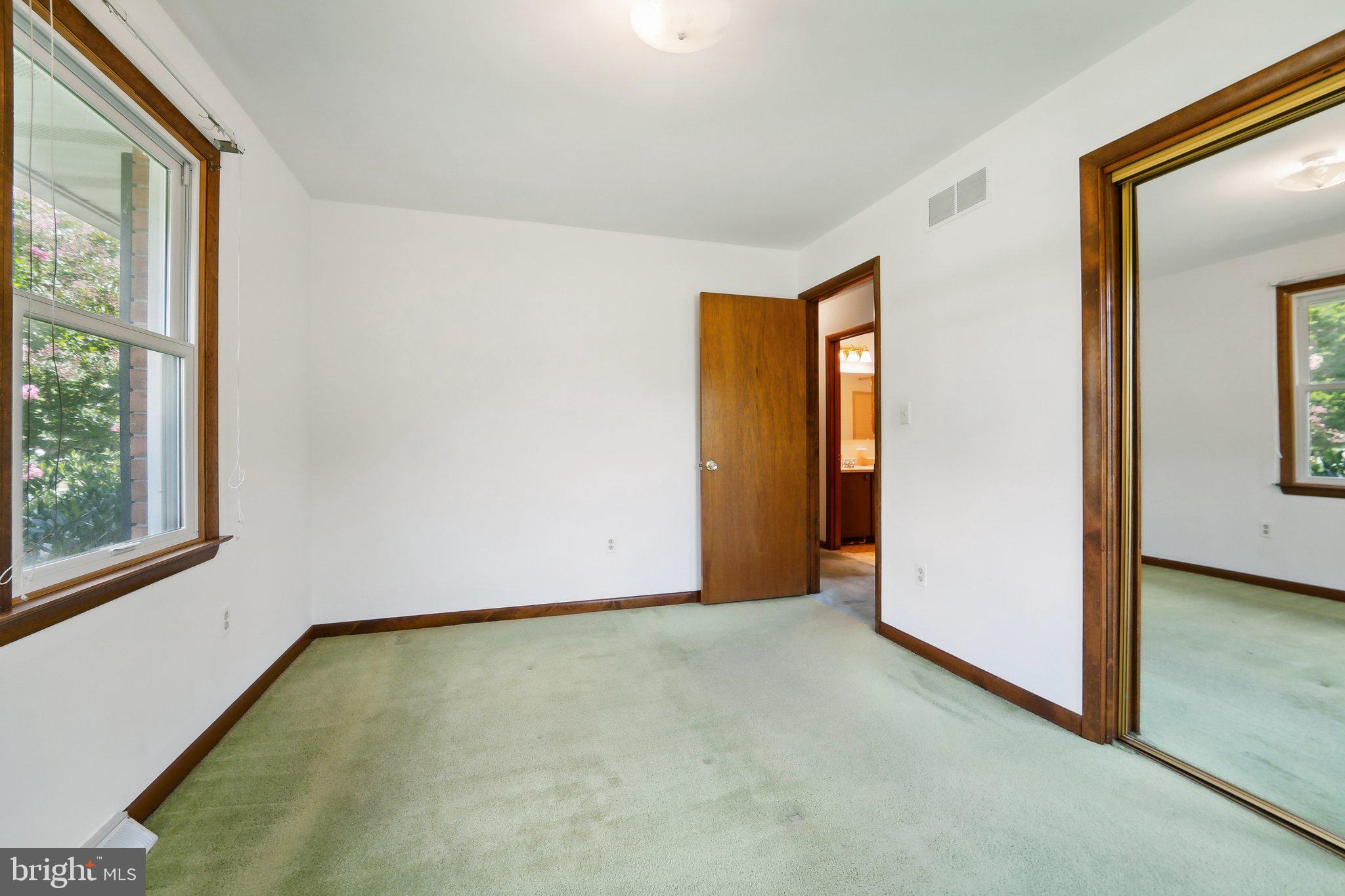 MOUNT HEBRON - Residential