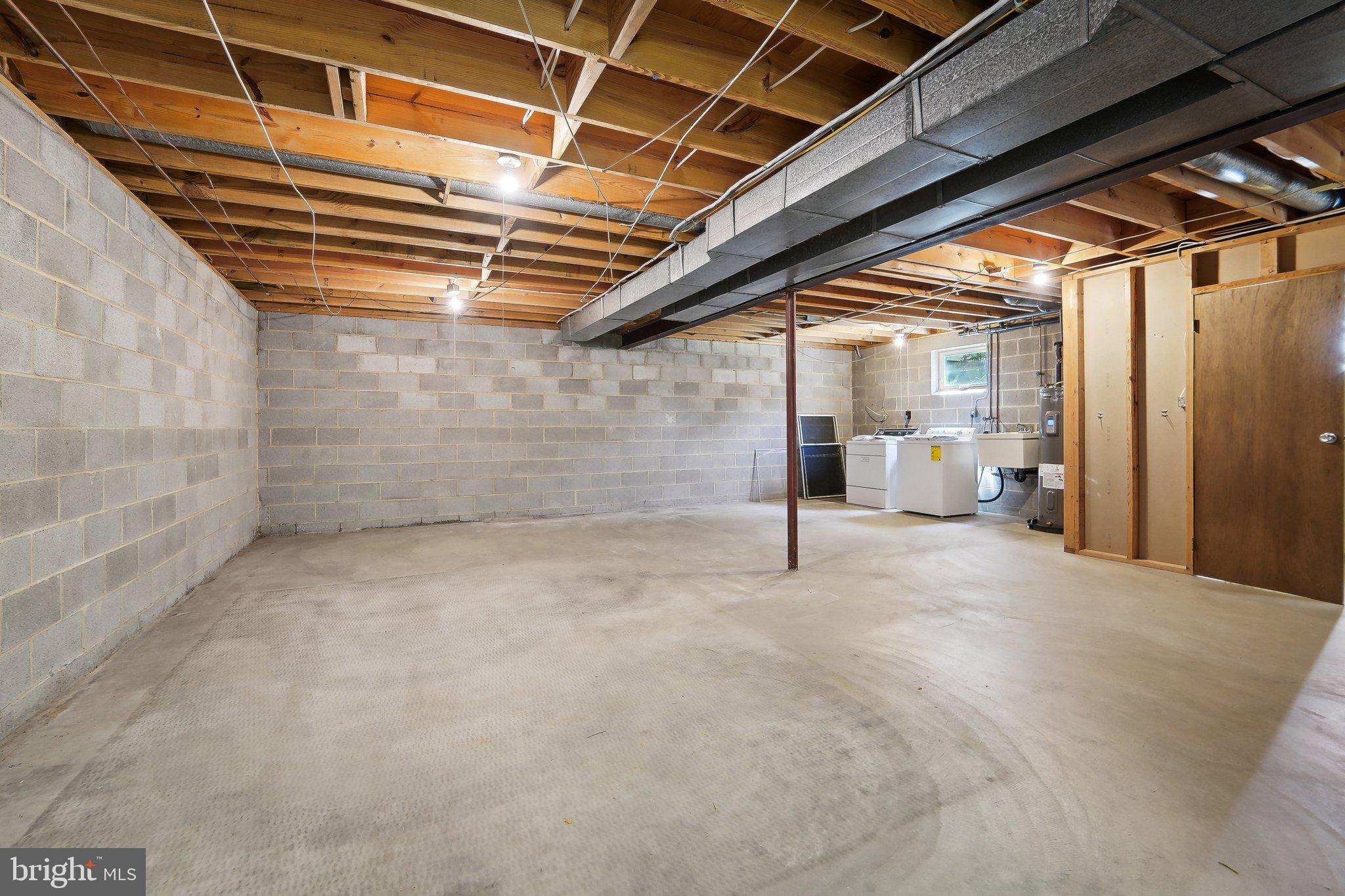 MOUNT HEBRON - Residential