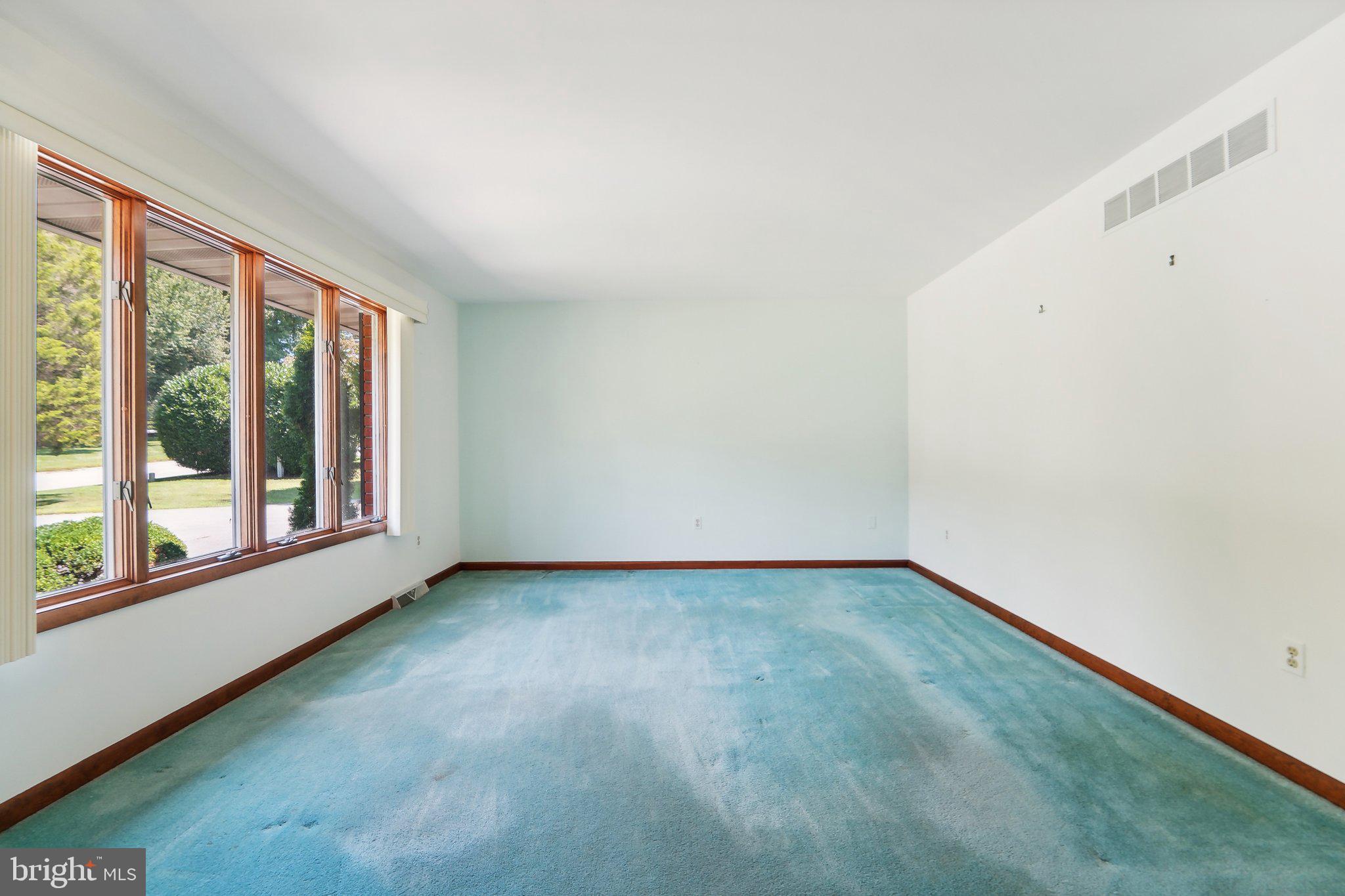 MOUNT HEBRON - Residential