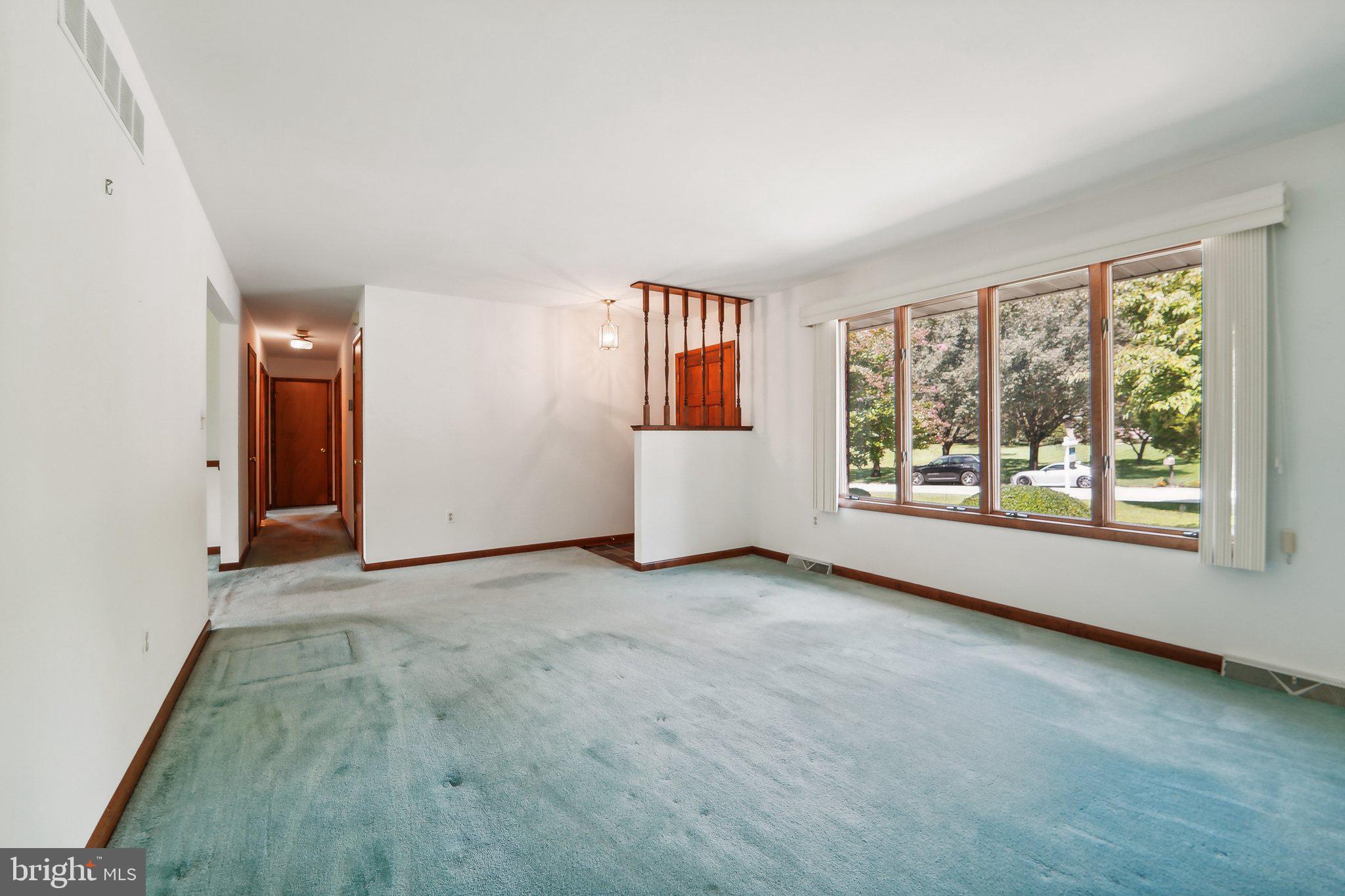 MOUNT HEBRON - Residential