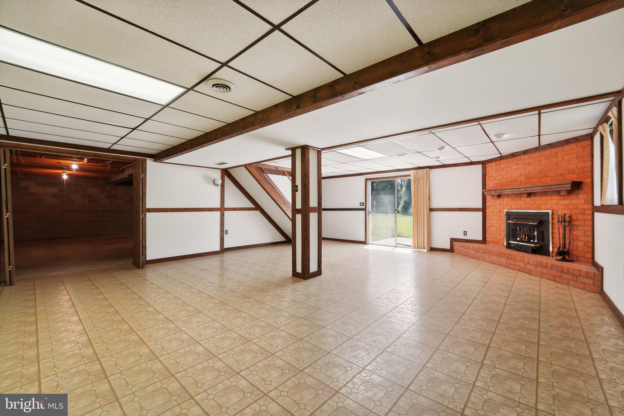 MOUNT HEBRON - Residential