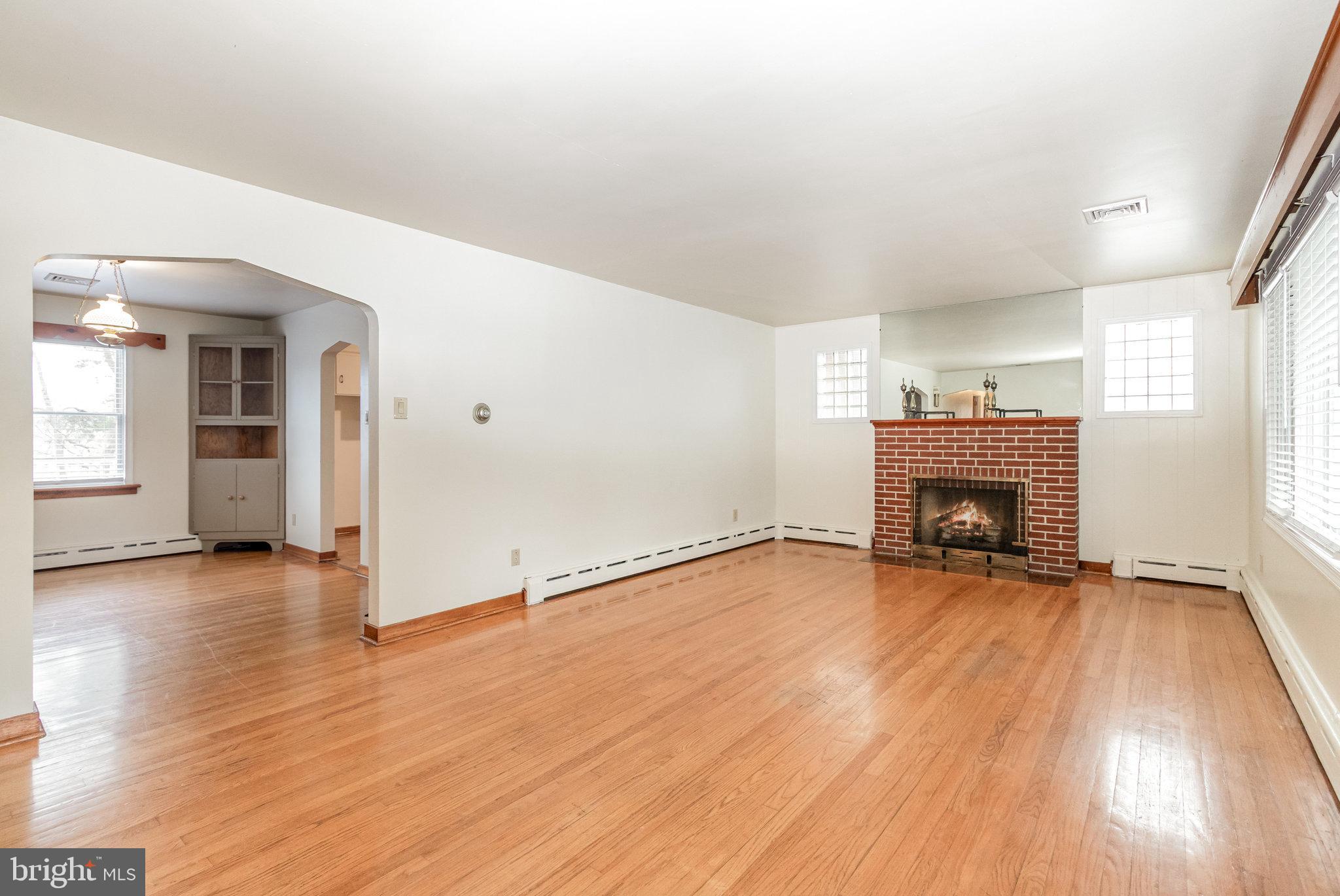 VILLAGE OF LINGLESTOWN - Residential