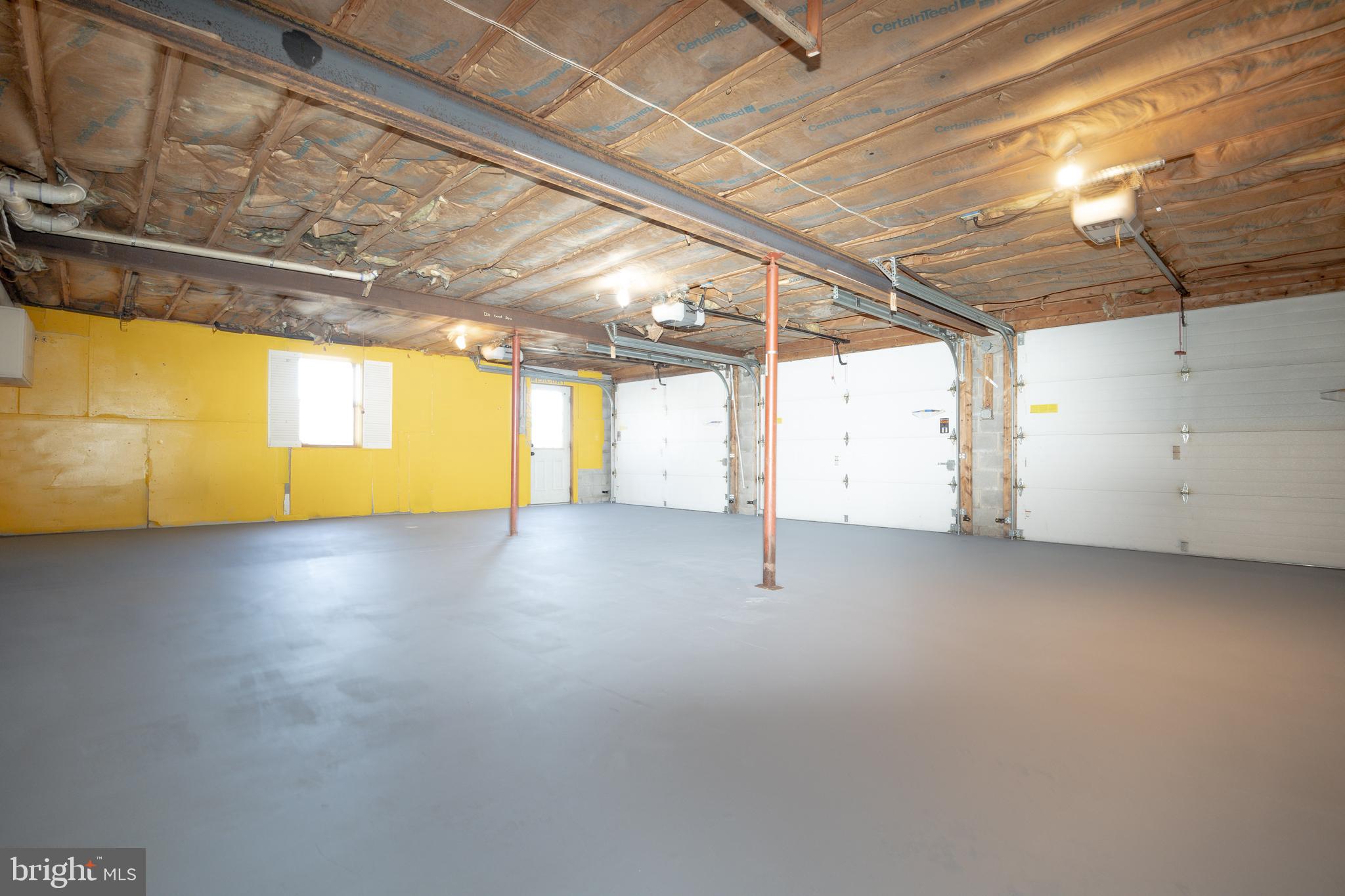 VILLAGE OF LINGLESTOWN - Residential