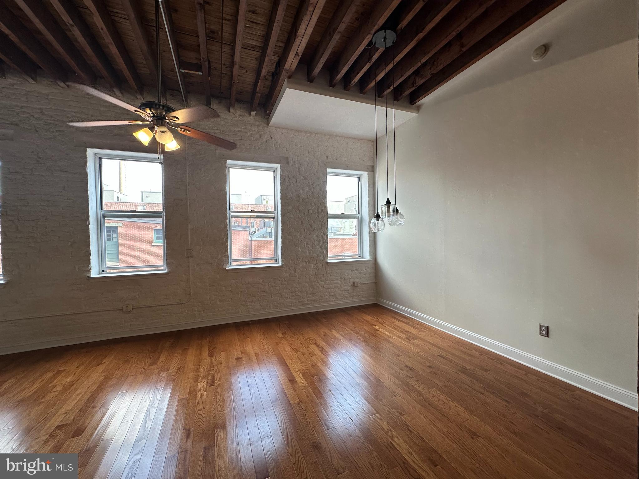 OLD CITY - Residential