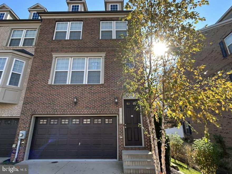 HUD owned case# 244-179174, sold fully as-is. End unit townhouse boasting 3 bedrooms and 3.5 bathrooms in well sought after Hamilton Park. Large open floorplan, backs up to open space. Light filled end unit.