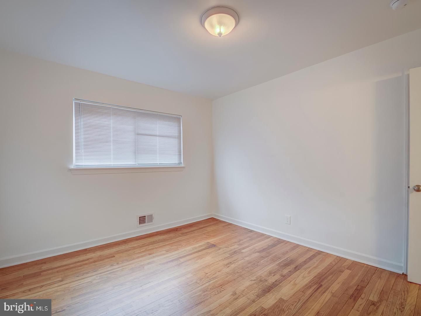 TAKOMA PARK - Residential Lease