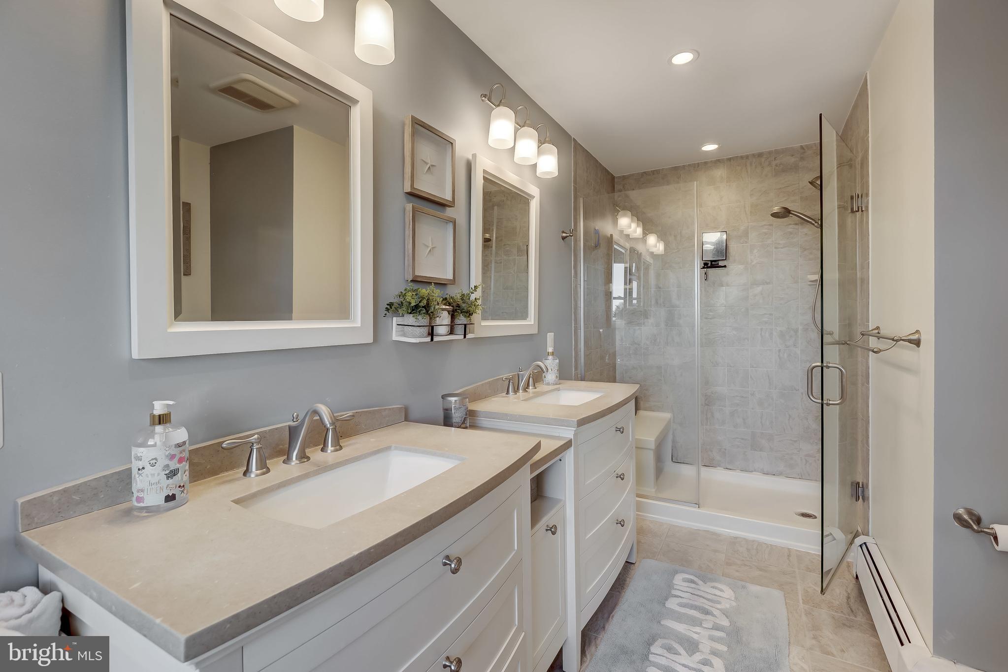 RIDGEMONT - Residential