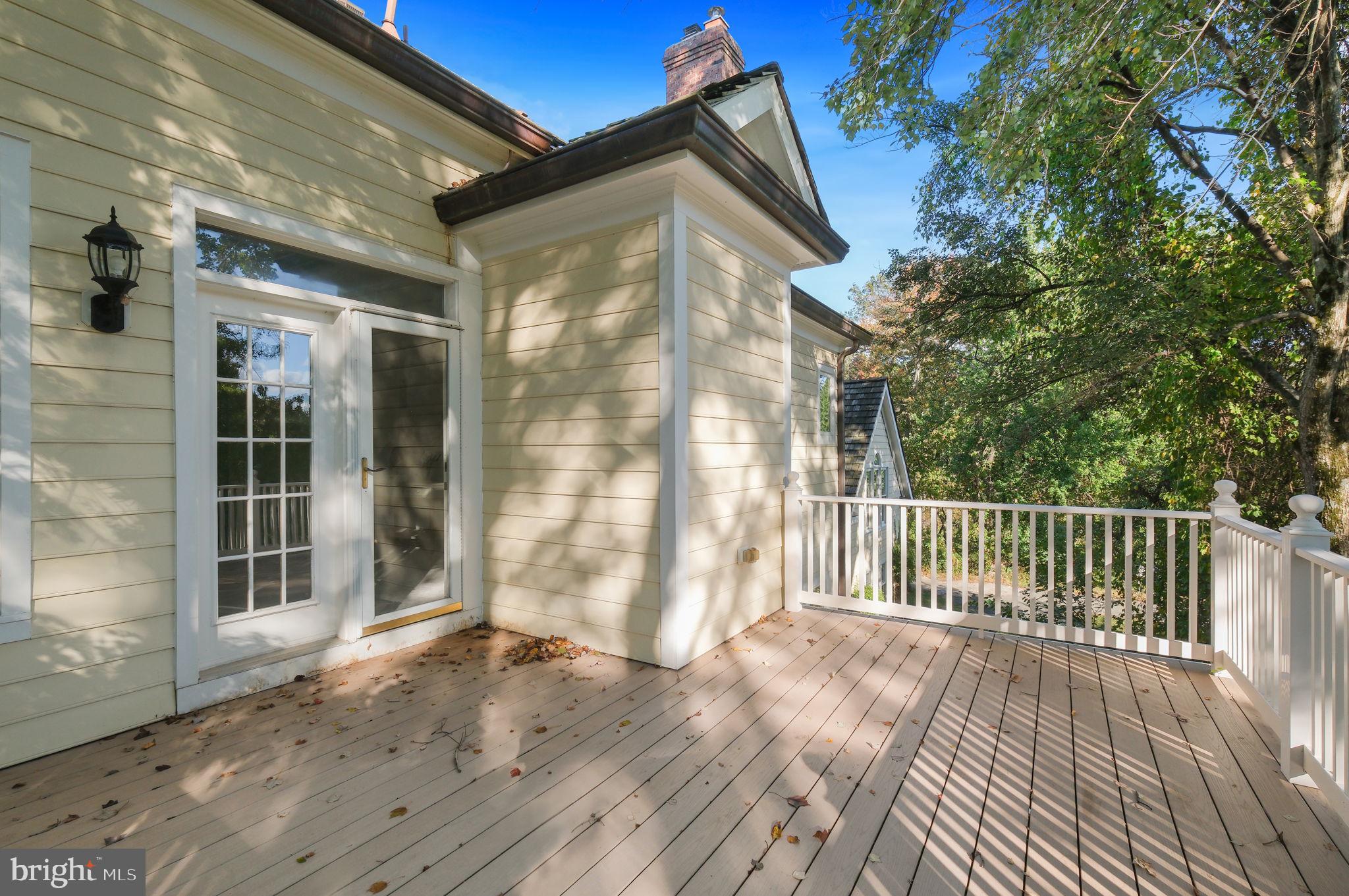 KENTLANDS - Residential