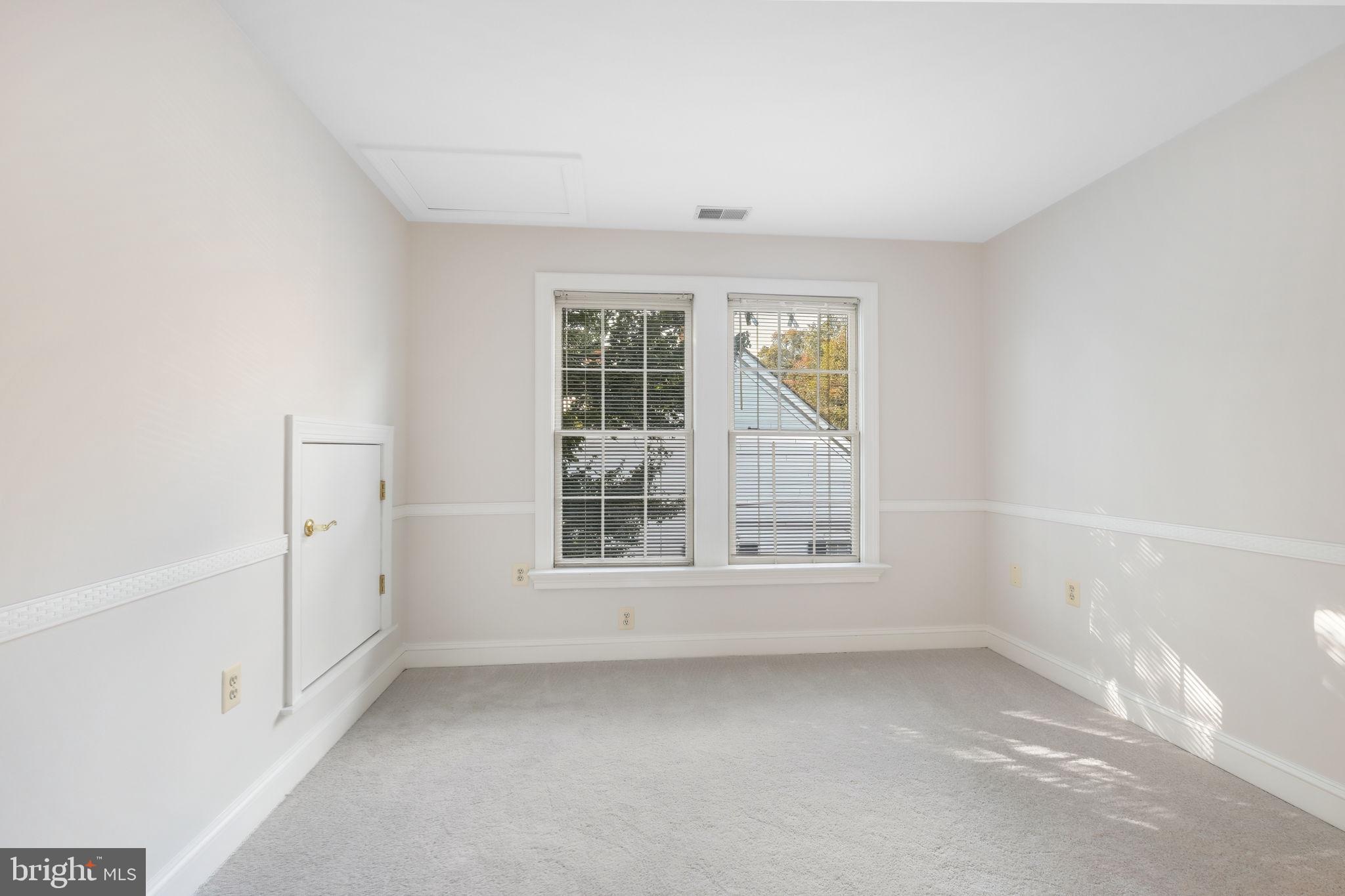 KENTLANDS - Residential