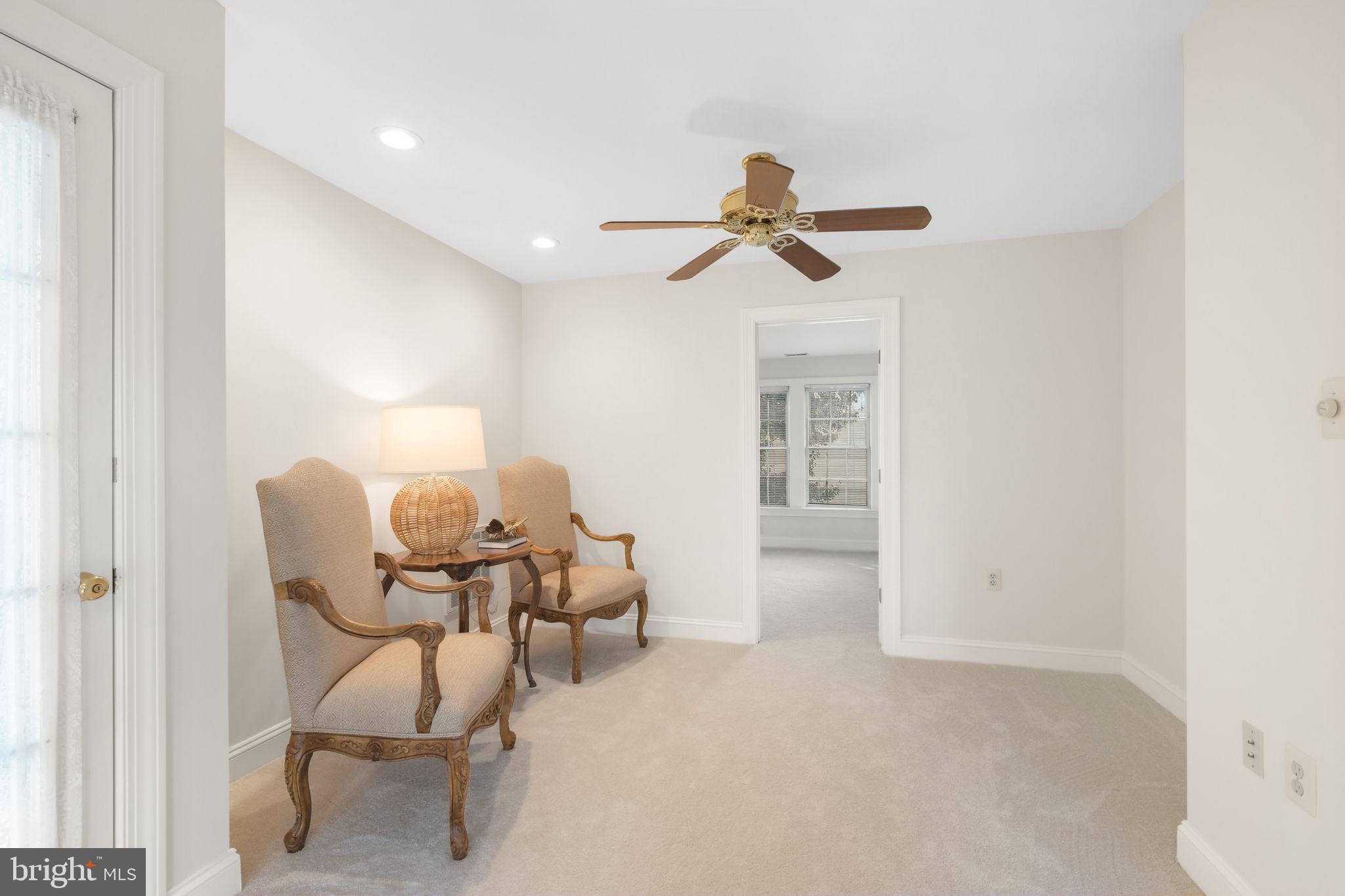 KENTLANDS - Residential