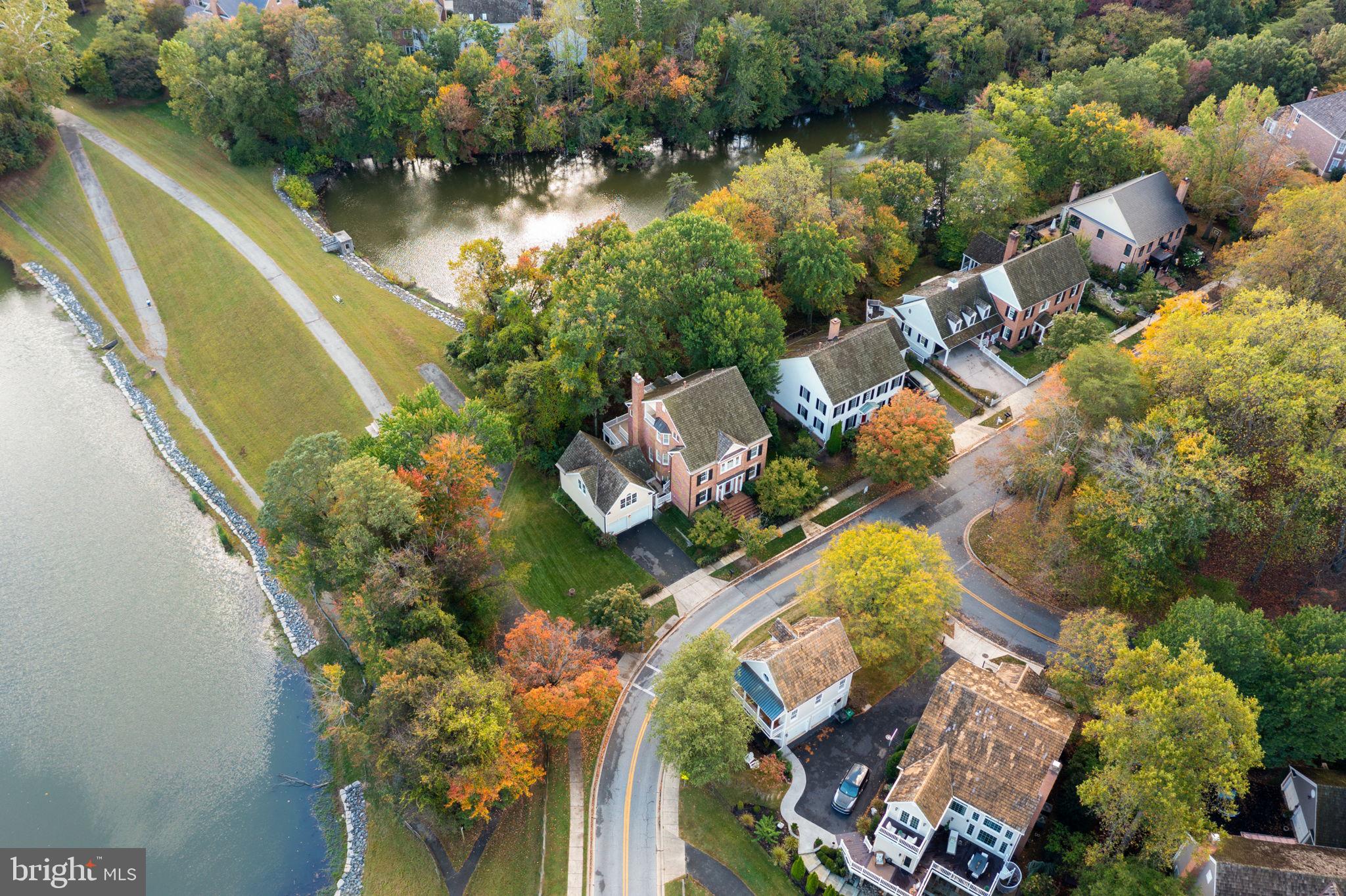 KENTLANDS - Residential