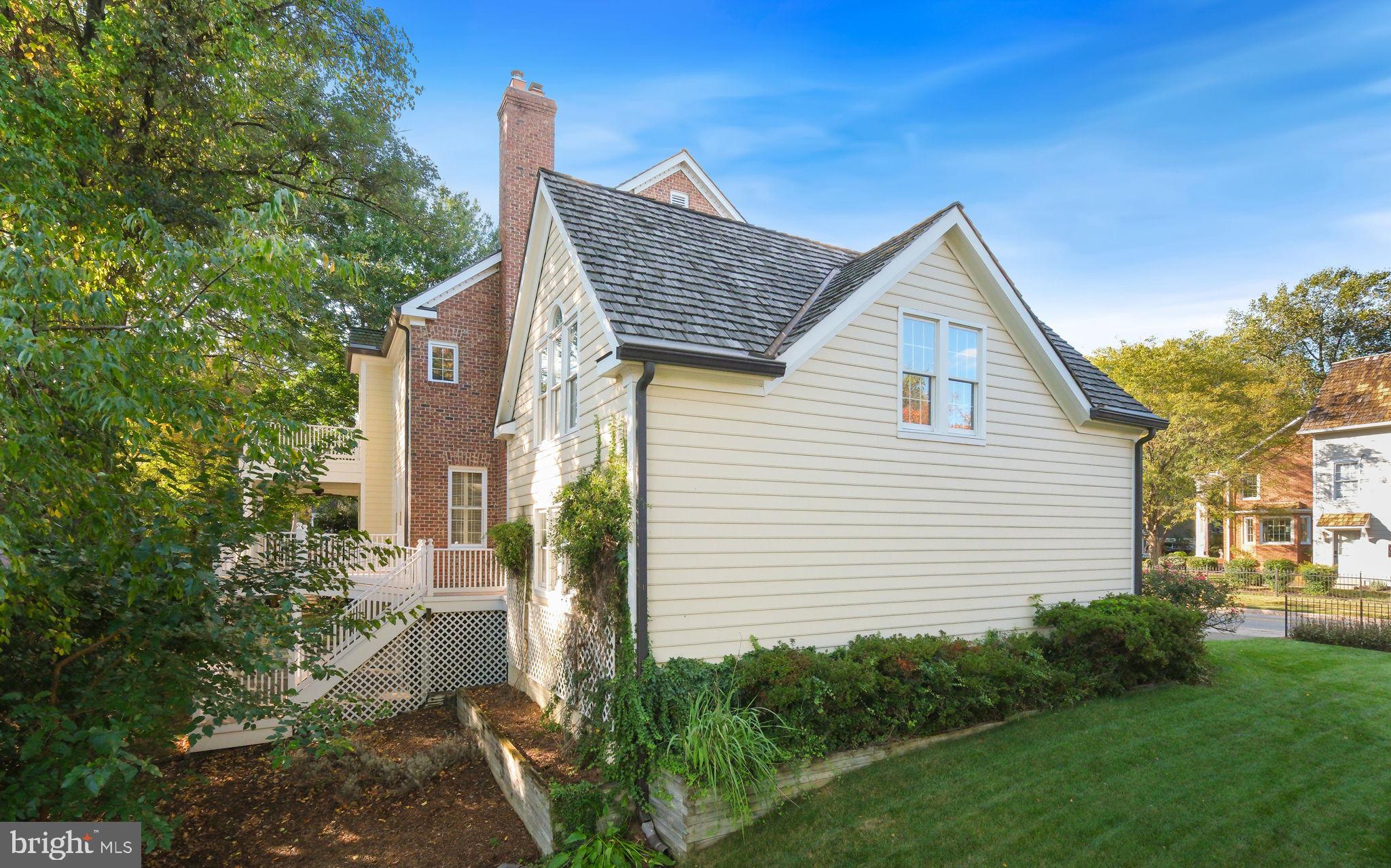 KENTLANDS - Residential