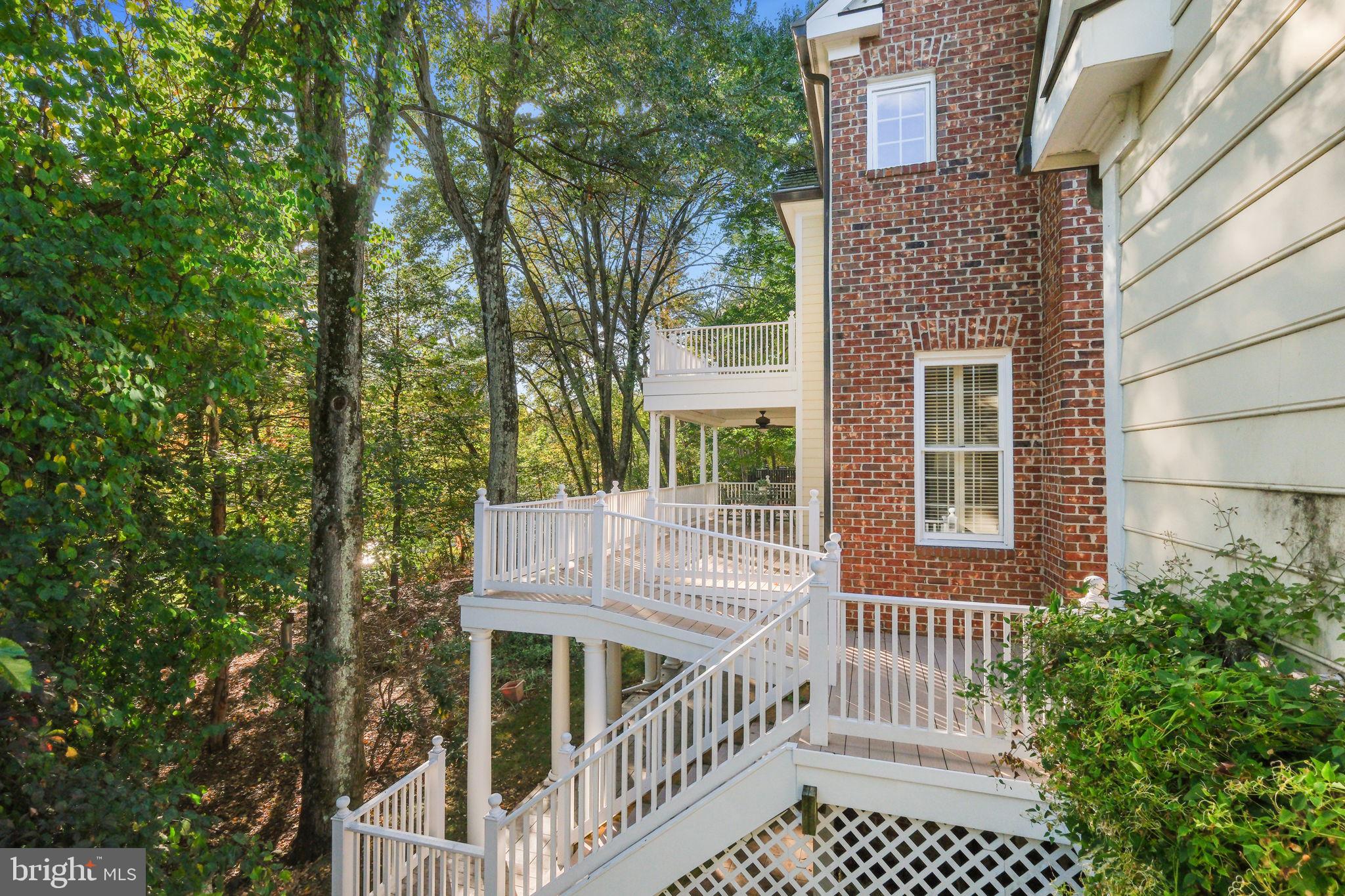 KENTLANDS - Residential