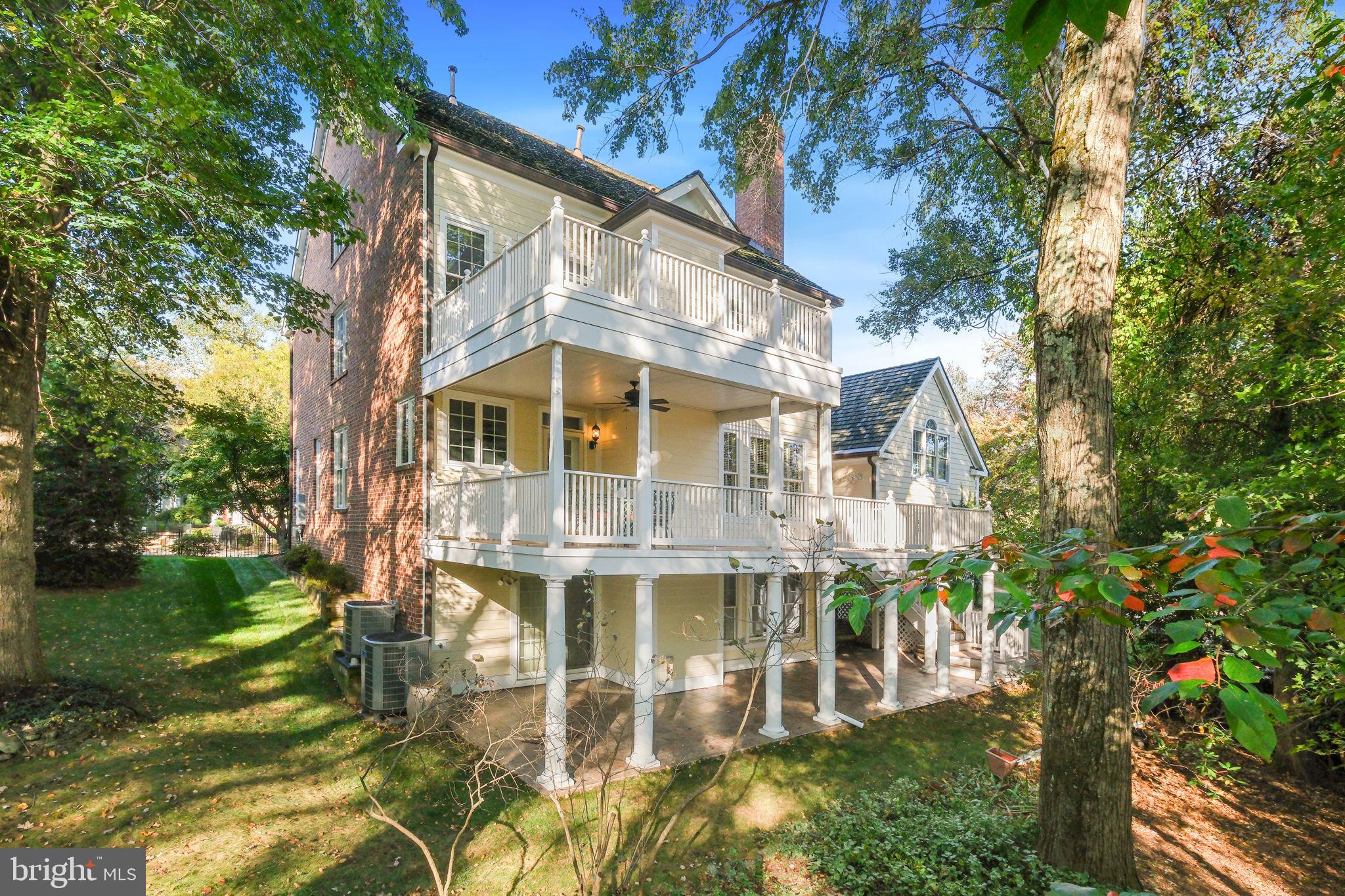 KENTLANDS - Residential