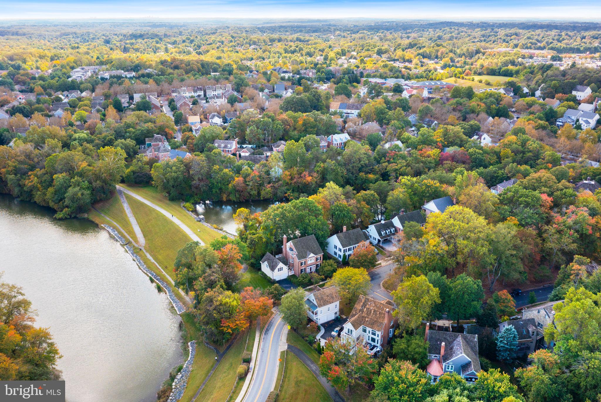 KENTLANDS - Residential