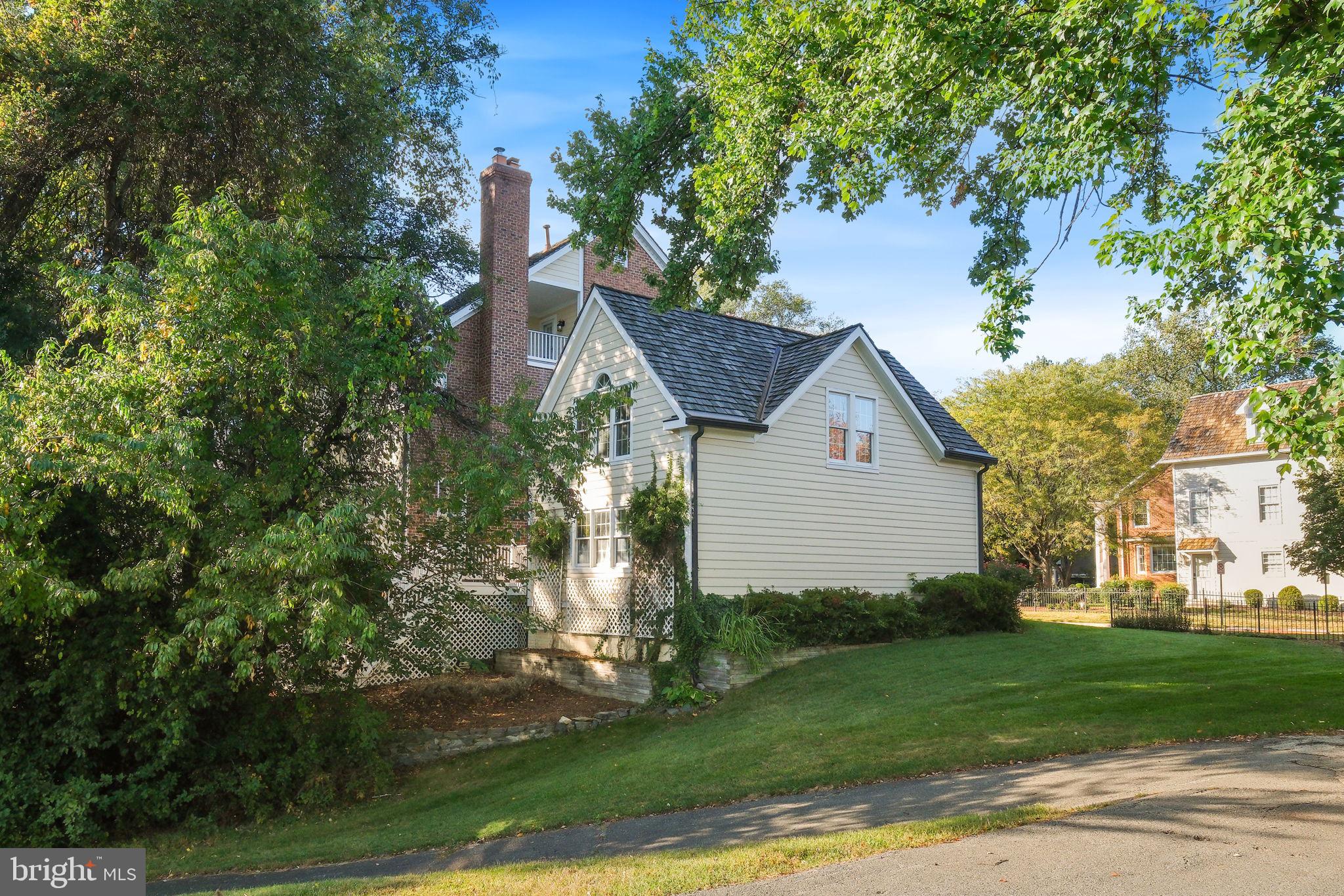 KENTLANDS - Residential