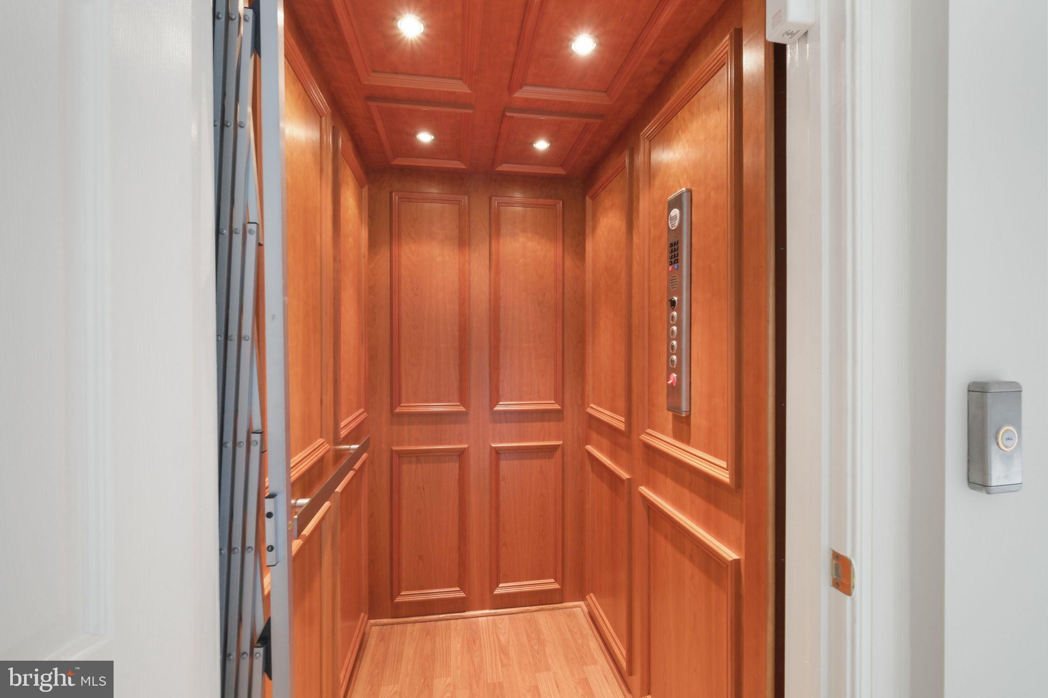 KENTLANDS - Residential