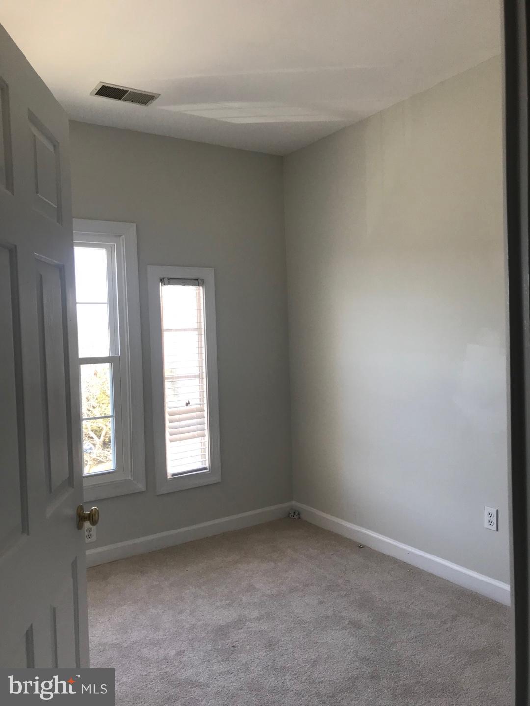 LYNDWOOD - Residential