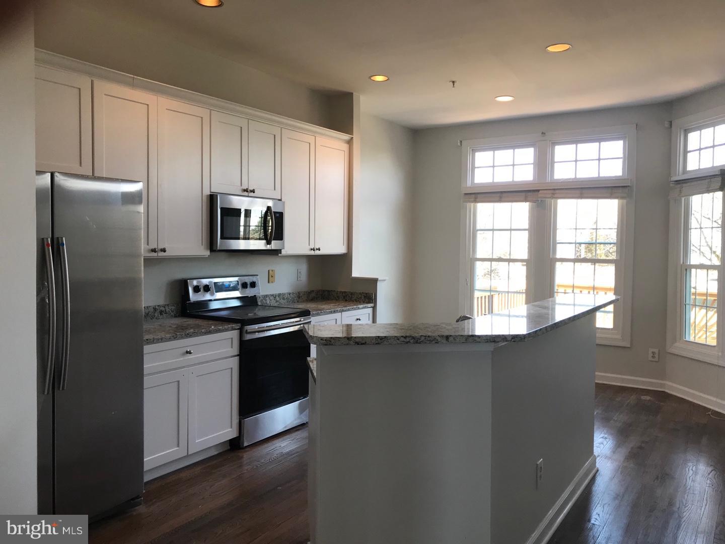 LYNDWOOD - Residential