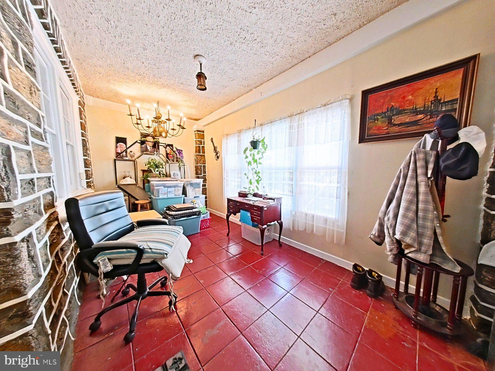 GERMANTOWN (EAST) - Residential